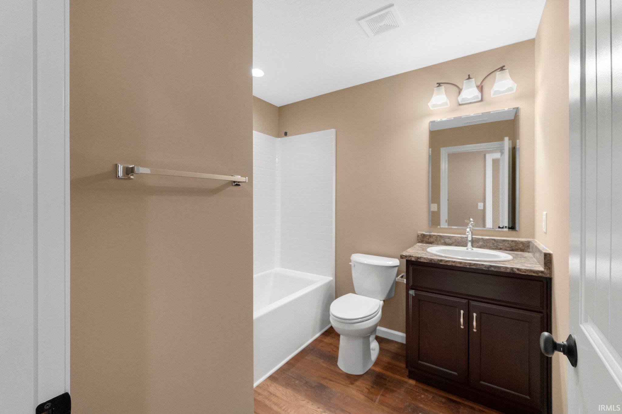 Photo 34 of 817 Zenos Boulevard