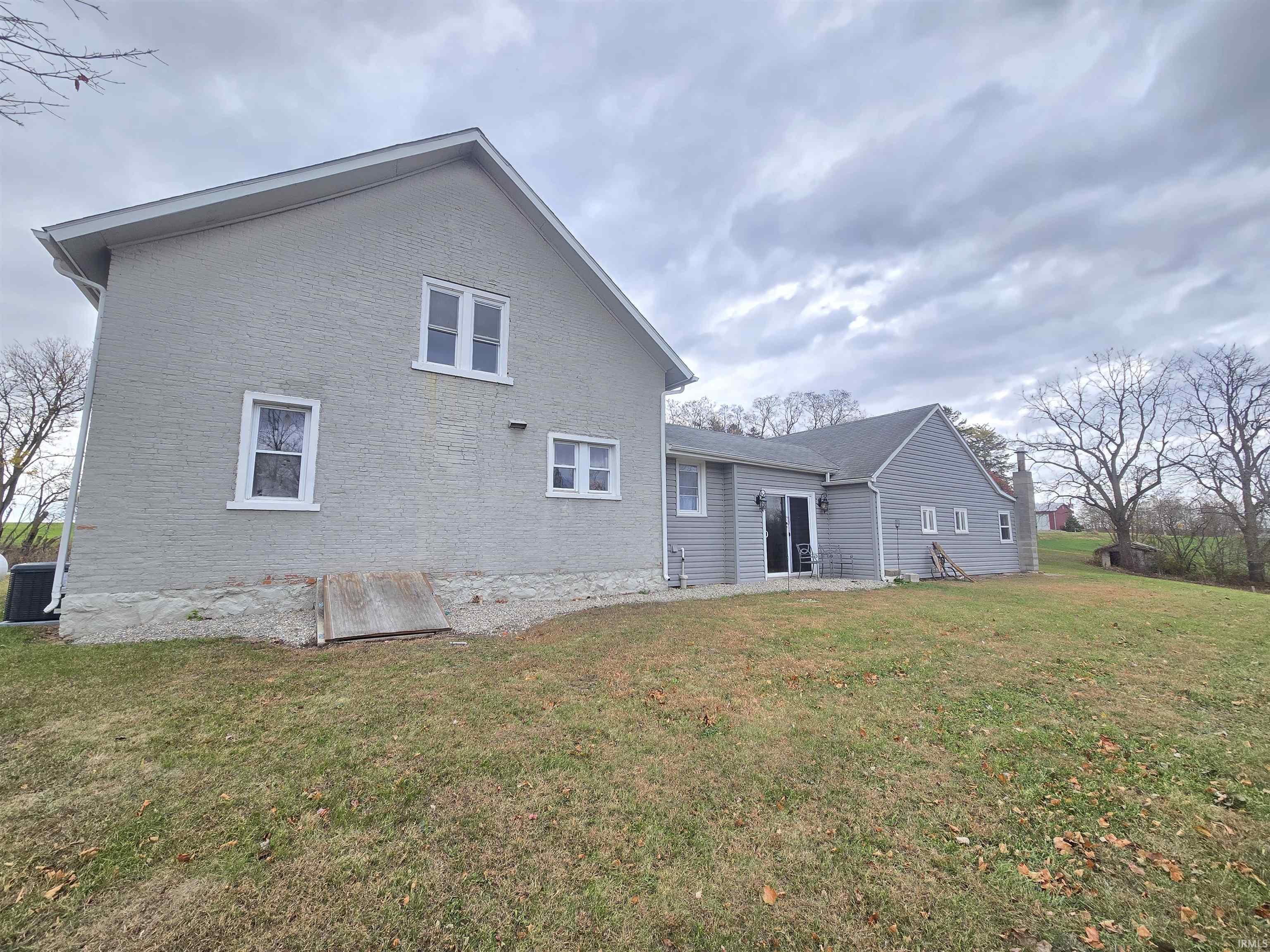 3274 E 415 N Road