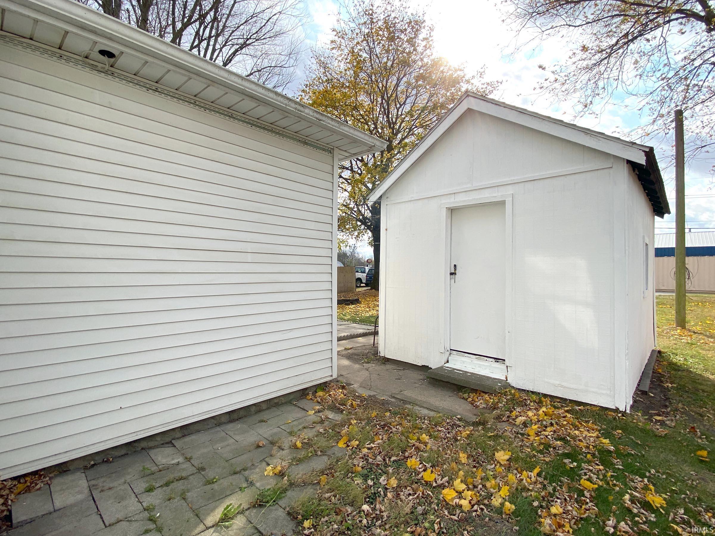 108 E Hanna Street