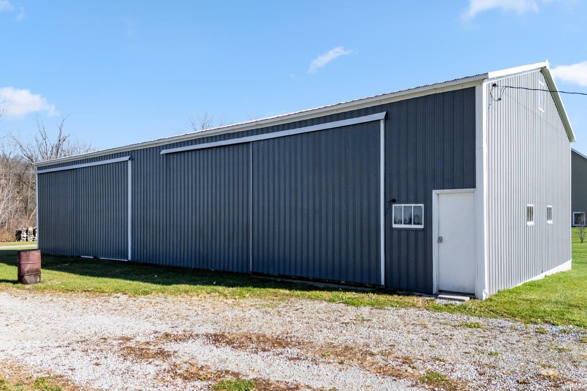 Photo 4 of 4400 N State Road 827
