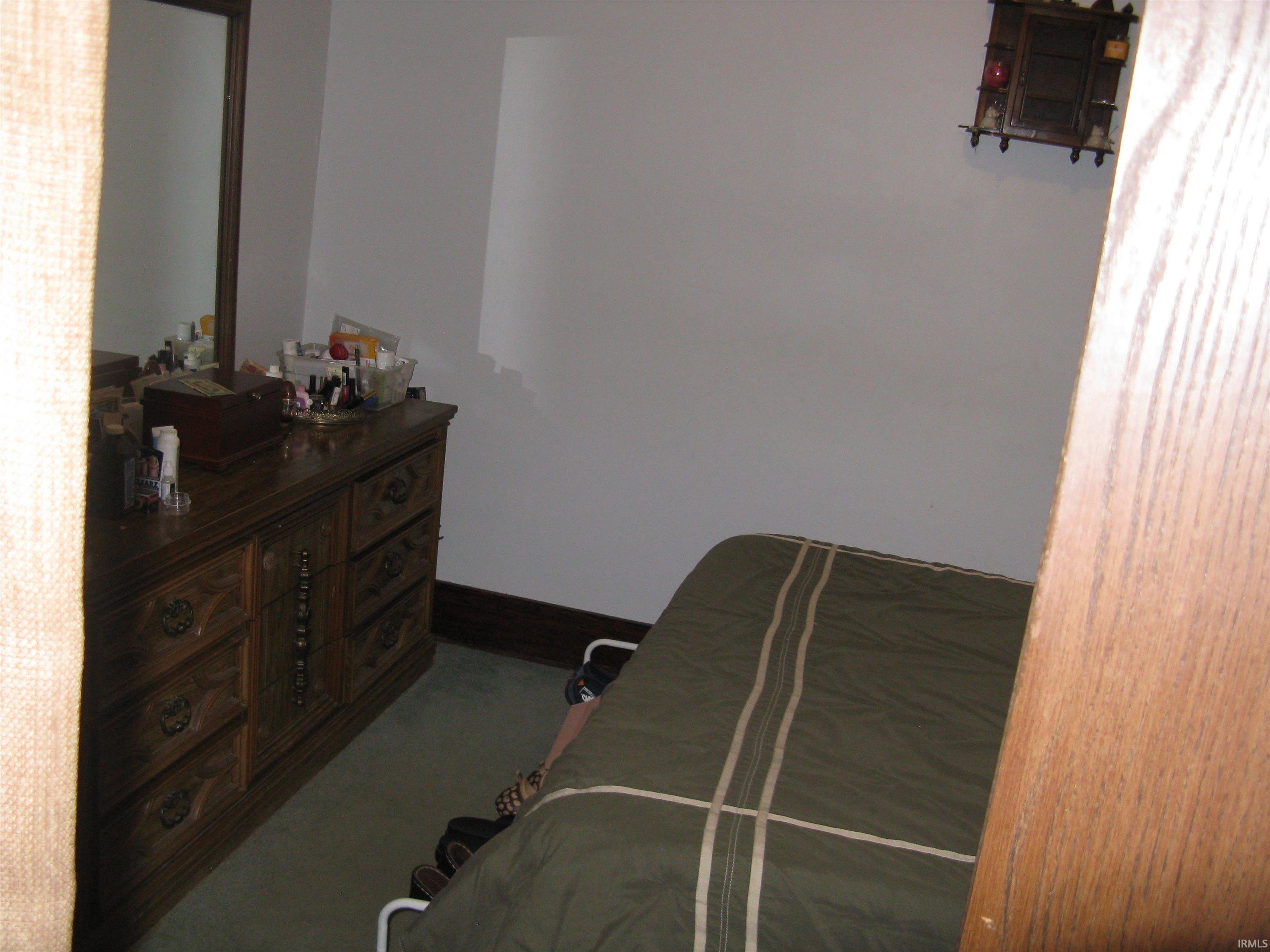 Photo 6 of 3025 Holton Avenue