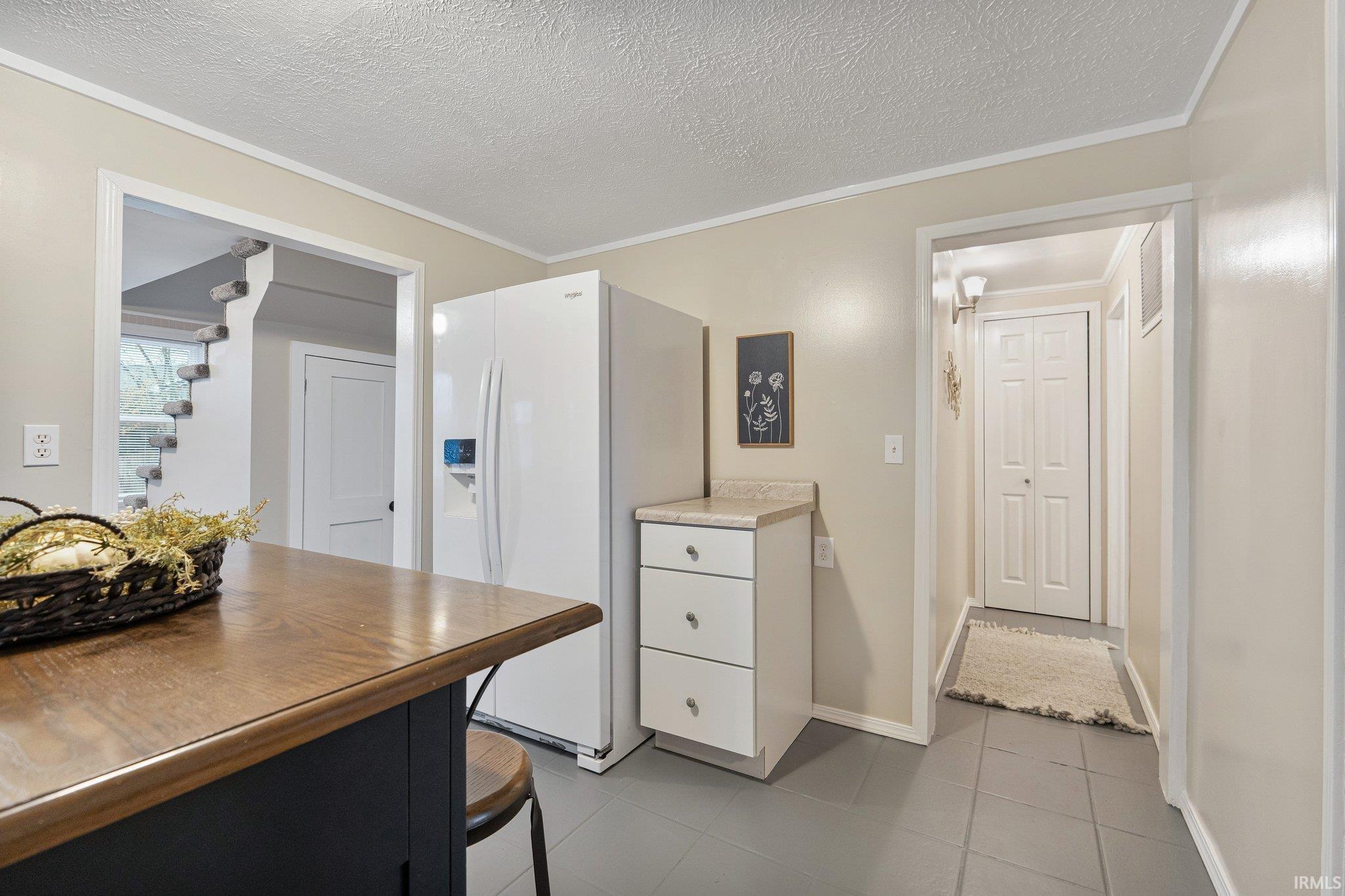 Photo 12 of 2561 E Beech Avenue