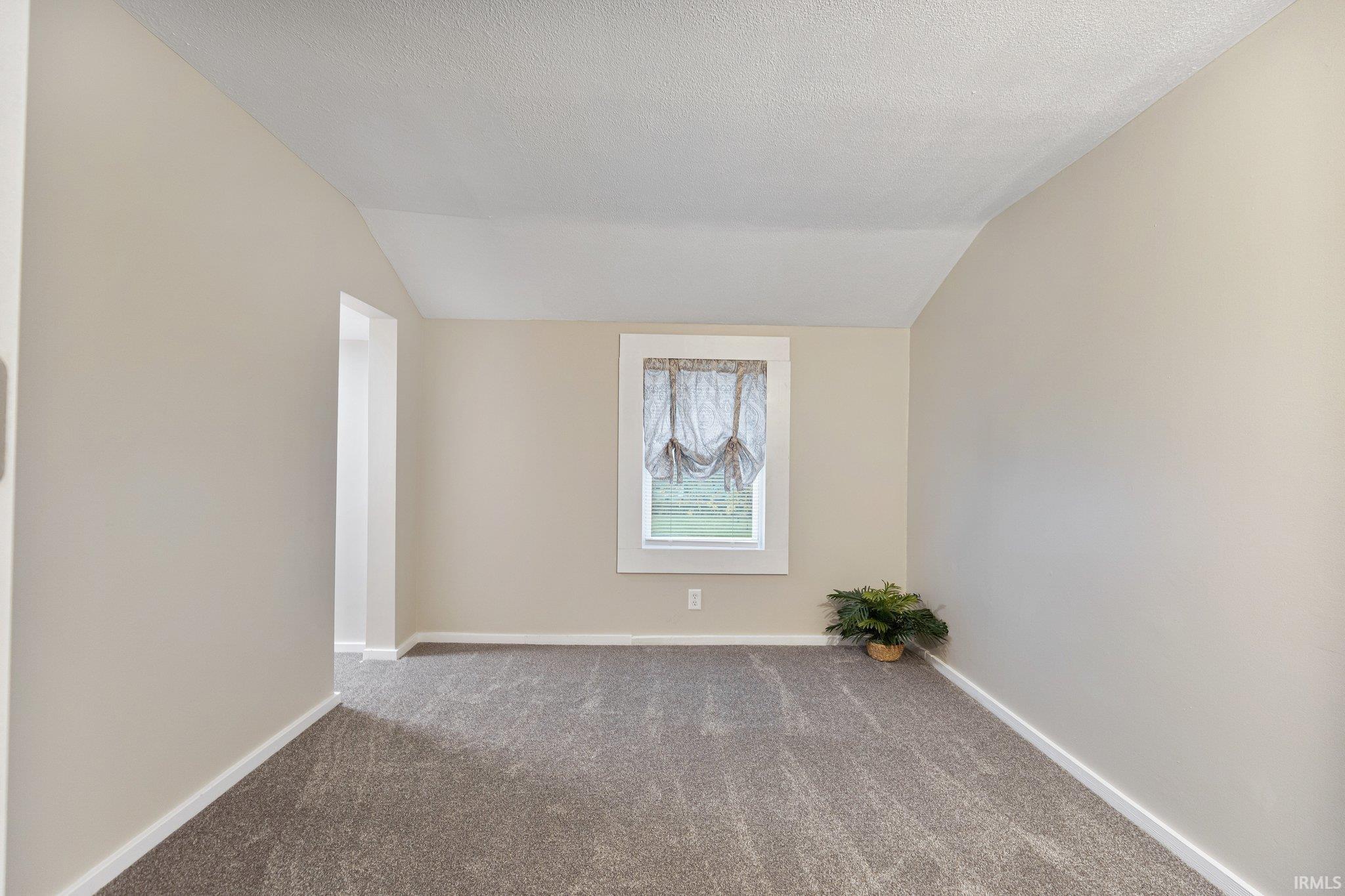 Photo 27 of 2561 E Beech Avenue