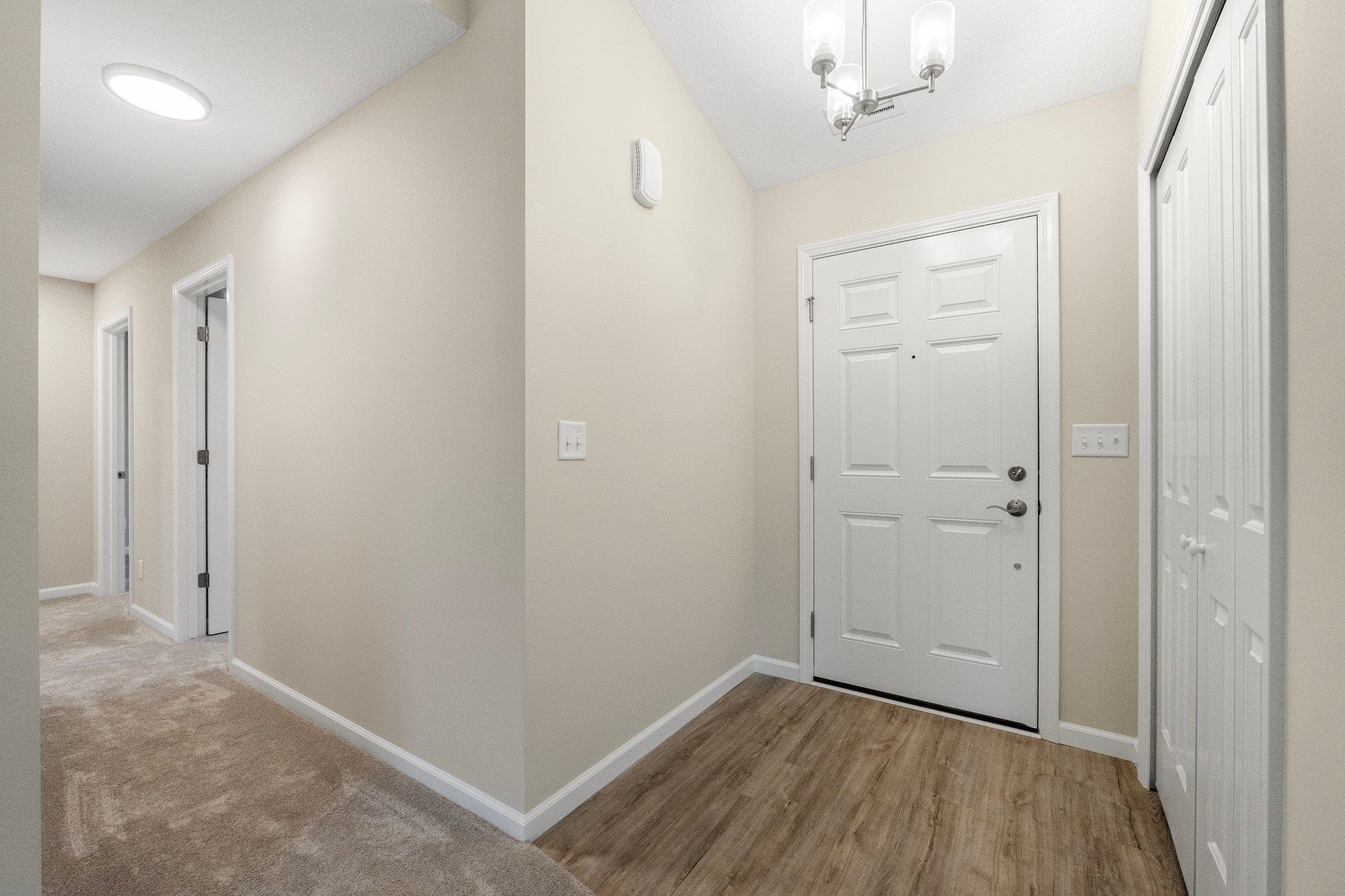 Photo 5 of 305 E Toledo Street