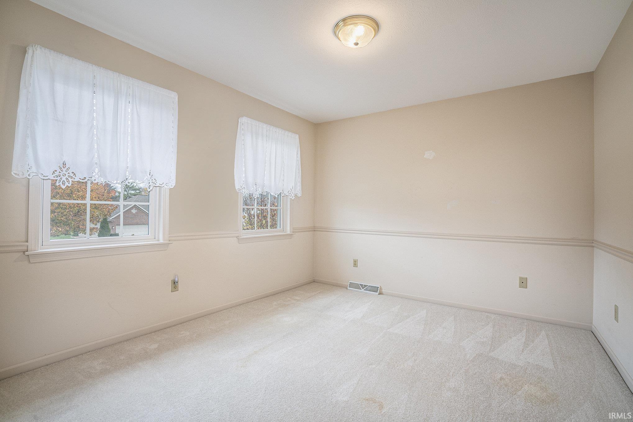 Photo 25 of 1706 Amberwood Drive
