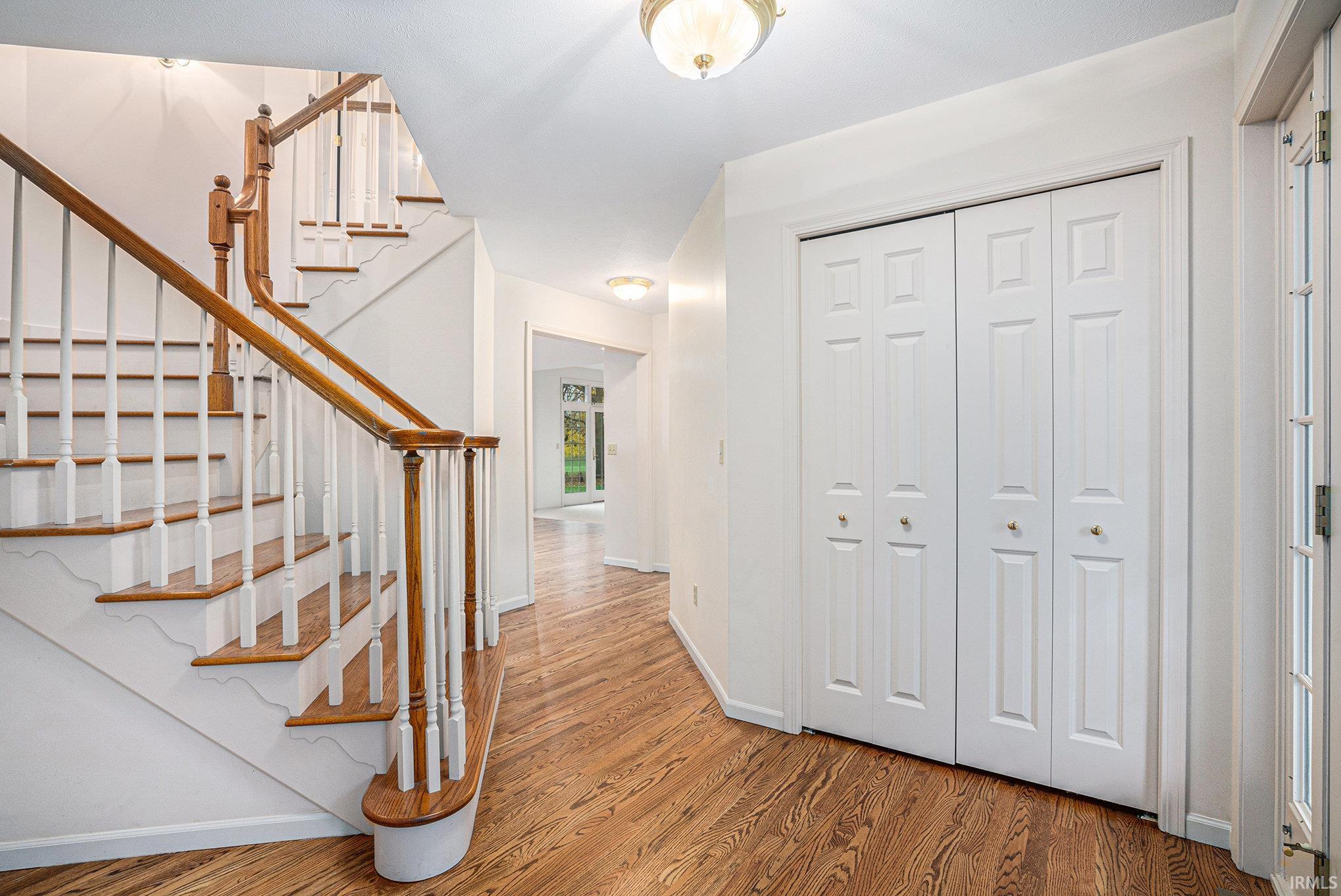 Photo 4 of 1706 Amberwood Drive