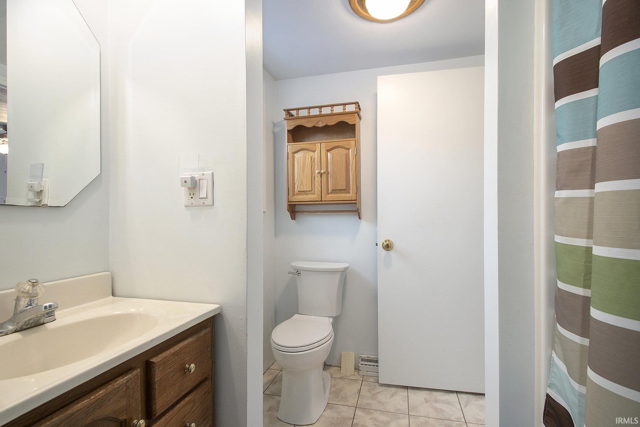 Photo 12 of 1523 W Ash Drive