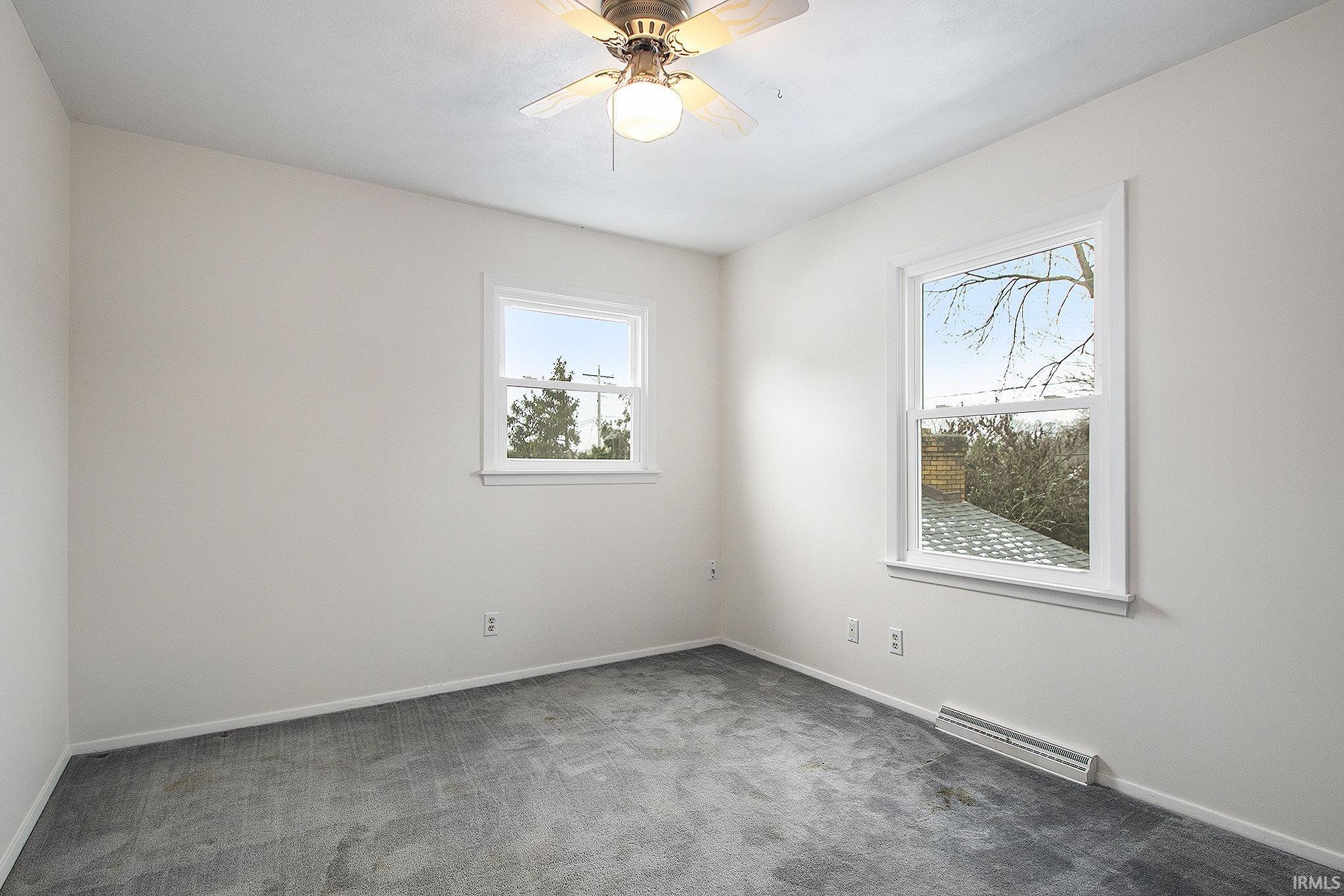 Photo 17 of 1523 W Ash Drive