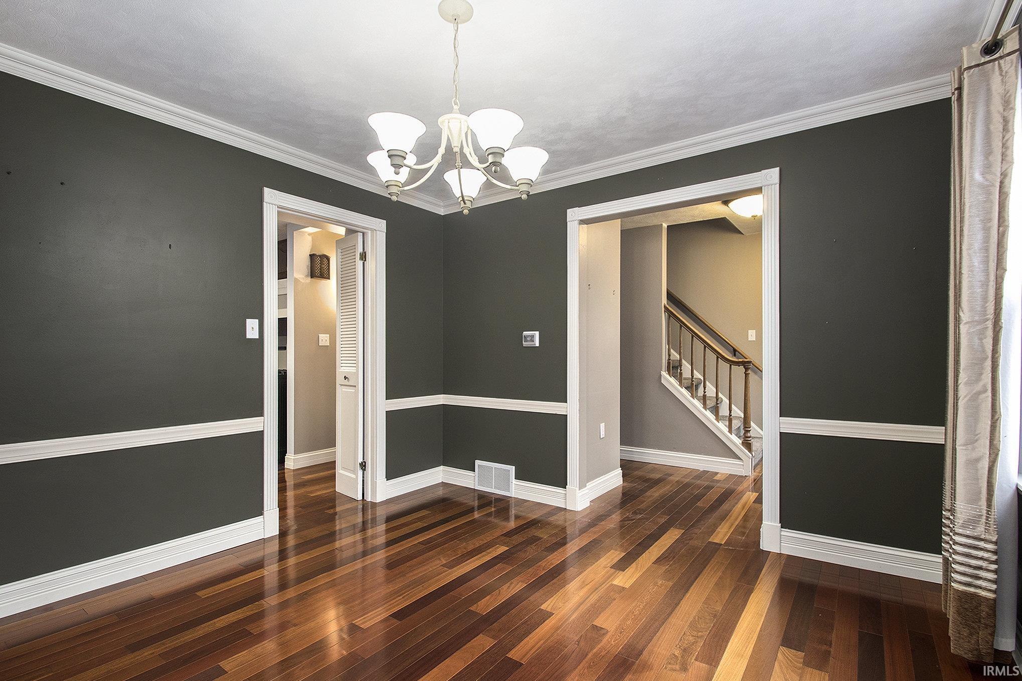 Photo 5 of 1523 W Ash Drive