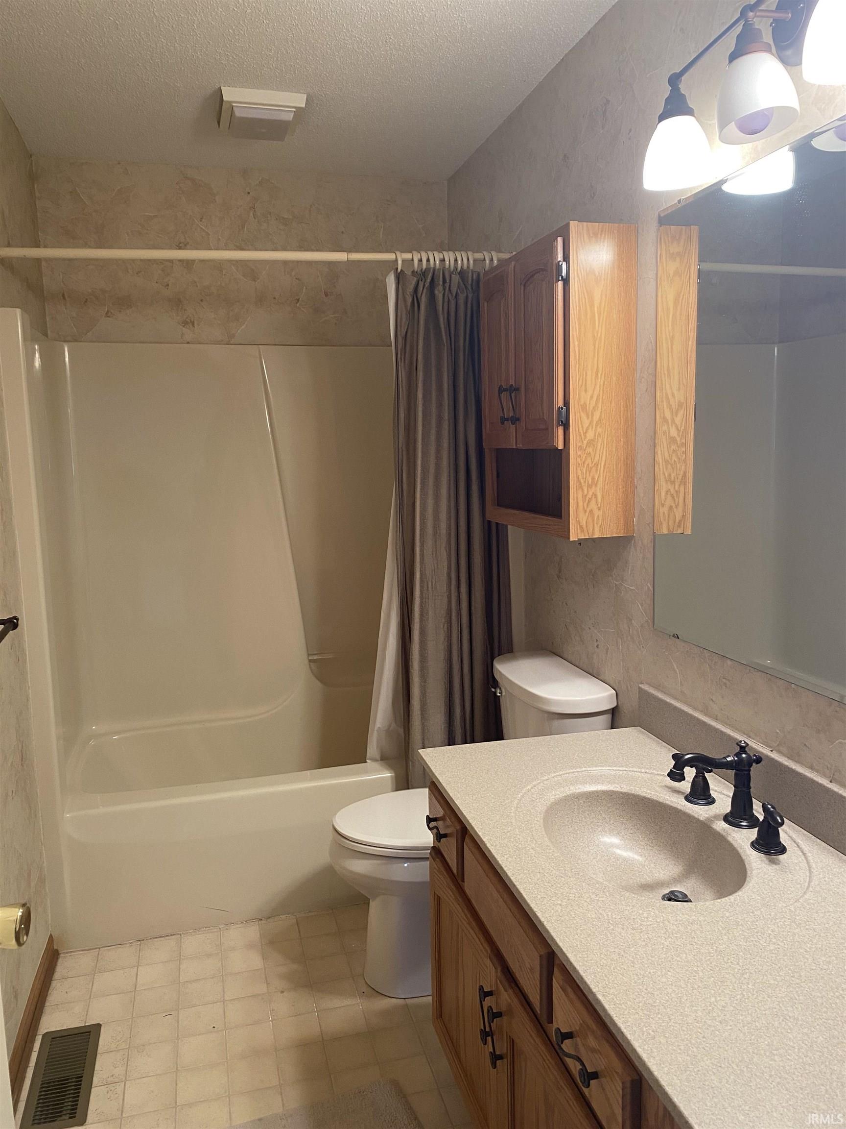Photo 16 of 5115 Clovedale Drive