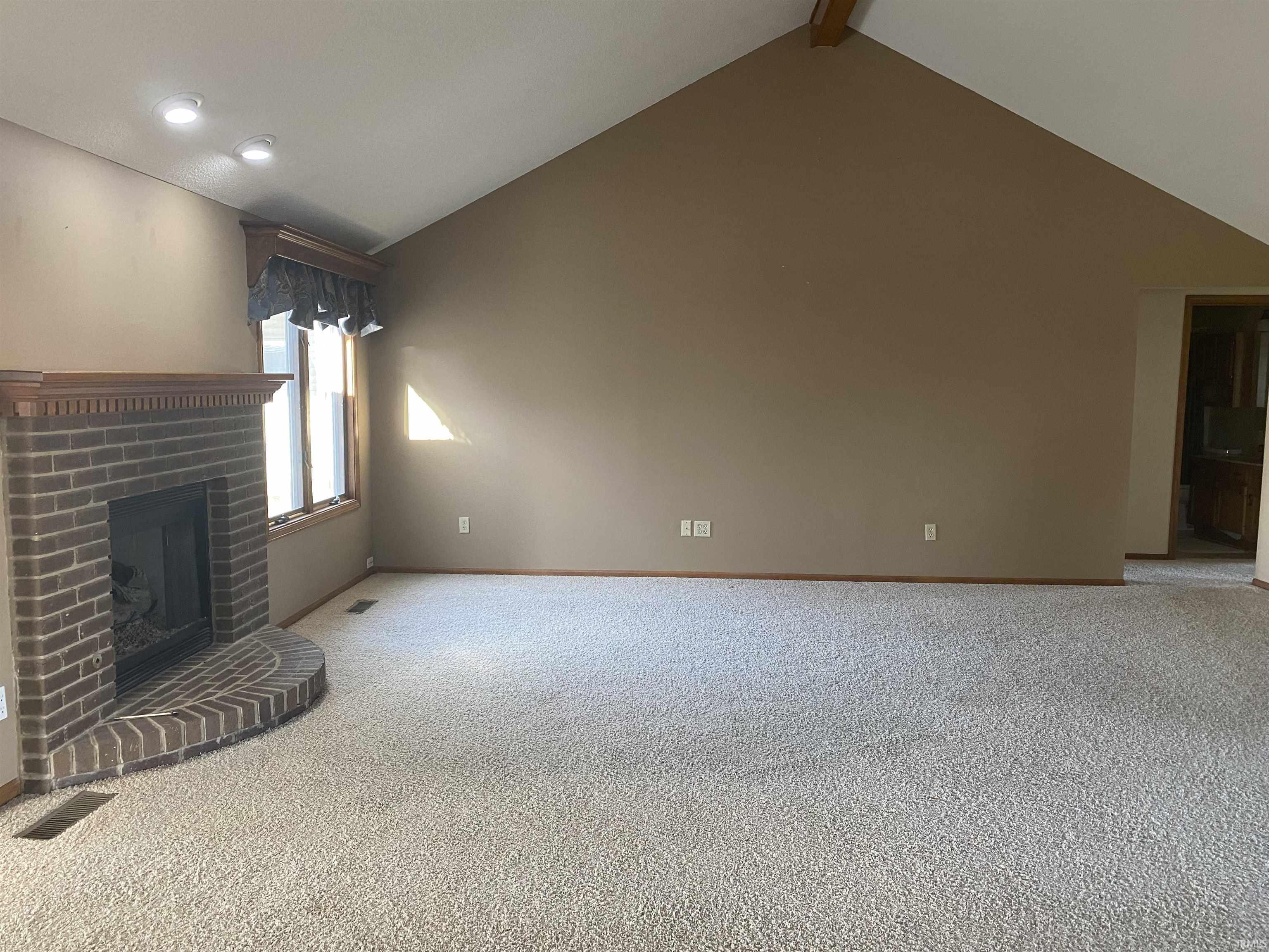 Photo 9 of 5115 Clovedale Drive
