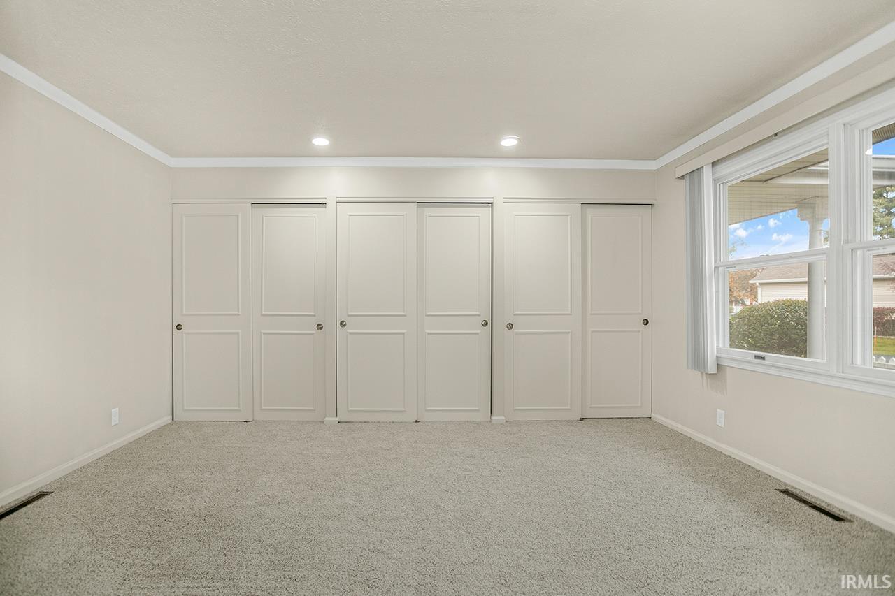 Photo 13 of 1650 Woodfield Court