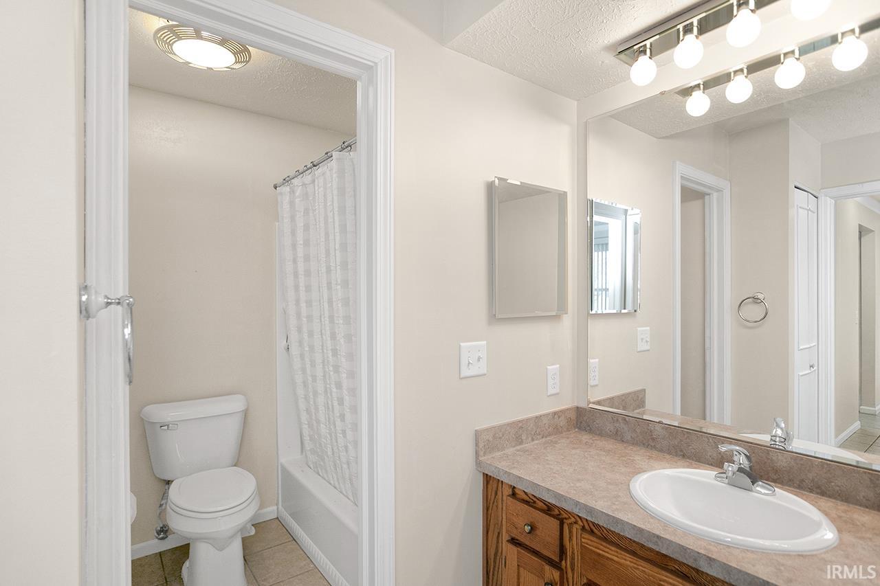 Photo 15 of 1650 Woodfield Court