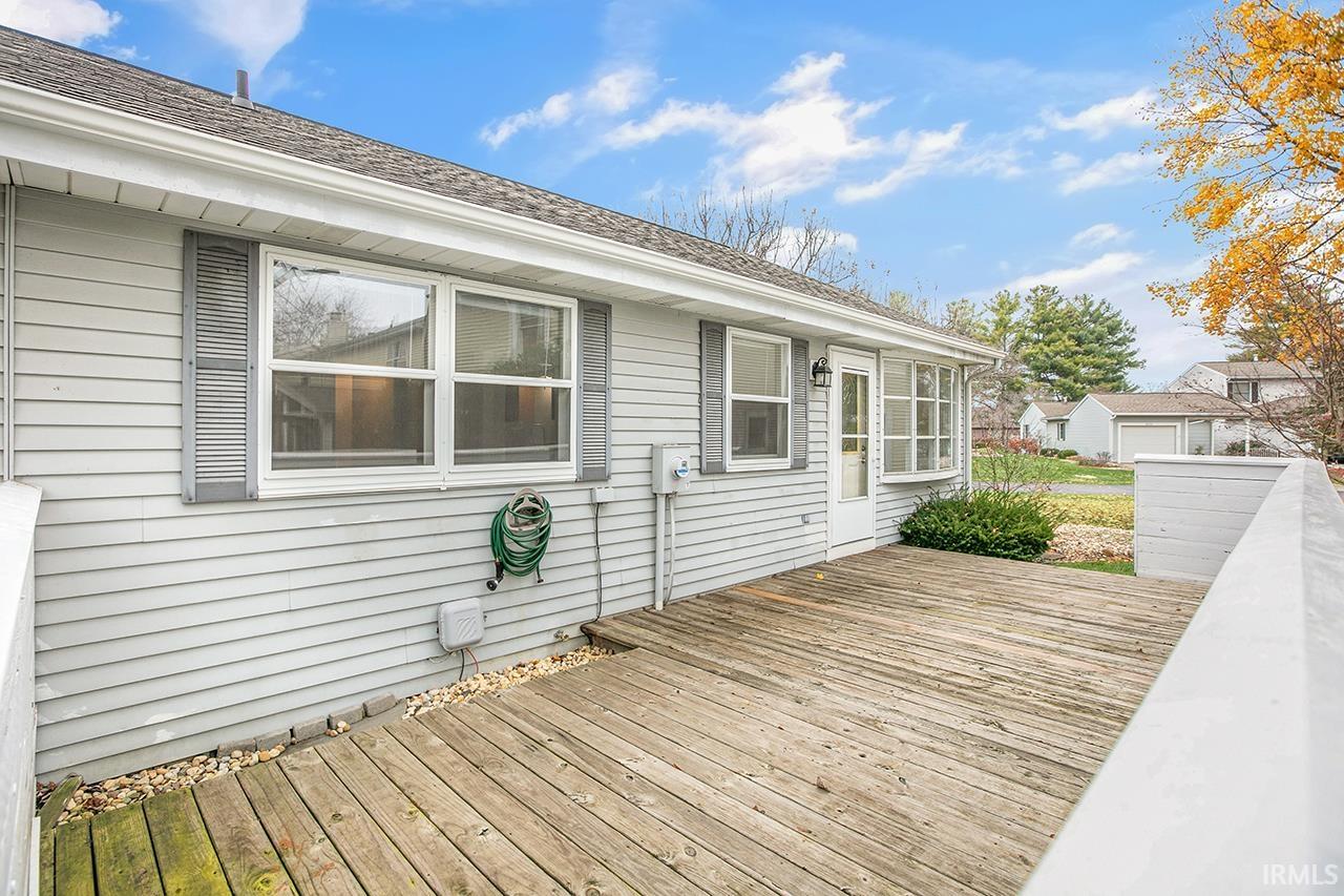 Photo 5 of 1650 Woodfield Court