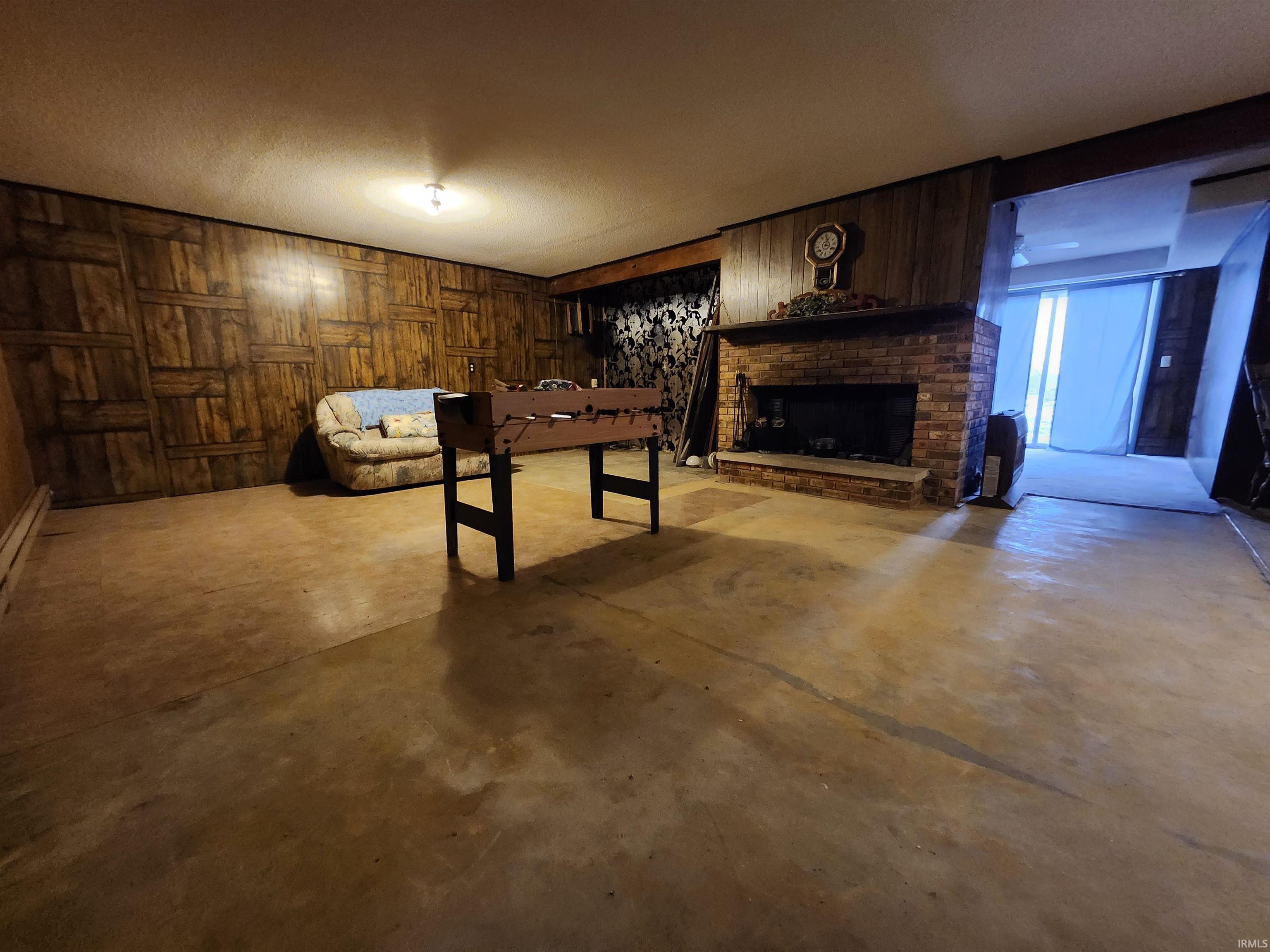 801 S Valley View Drive