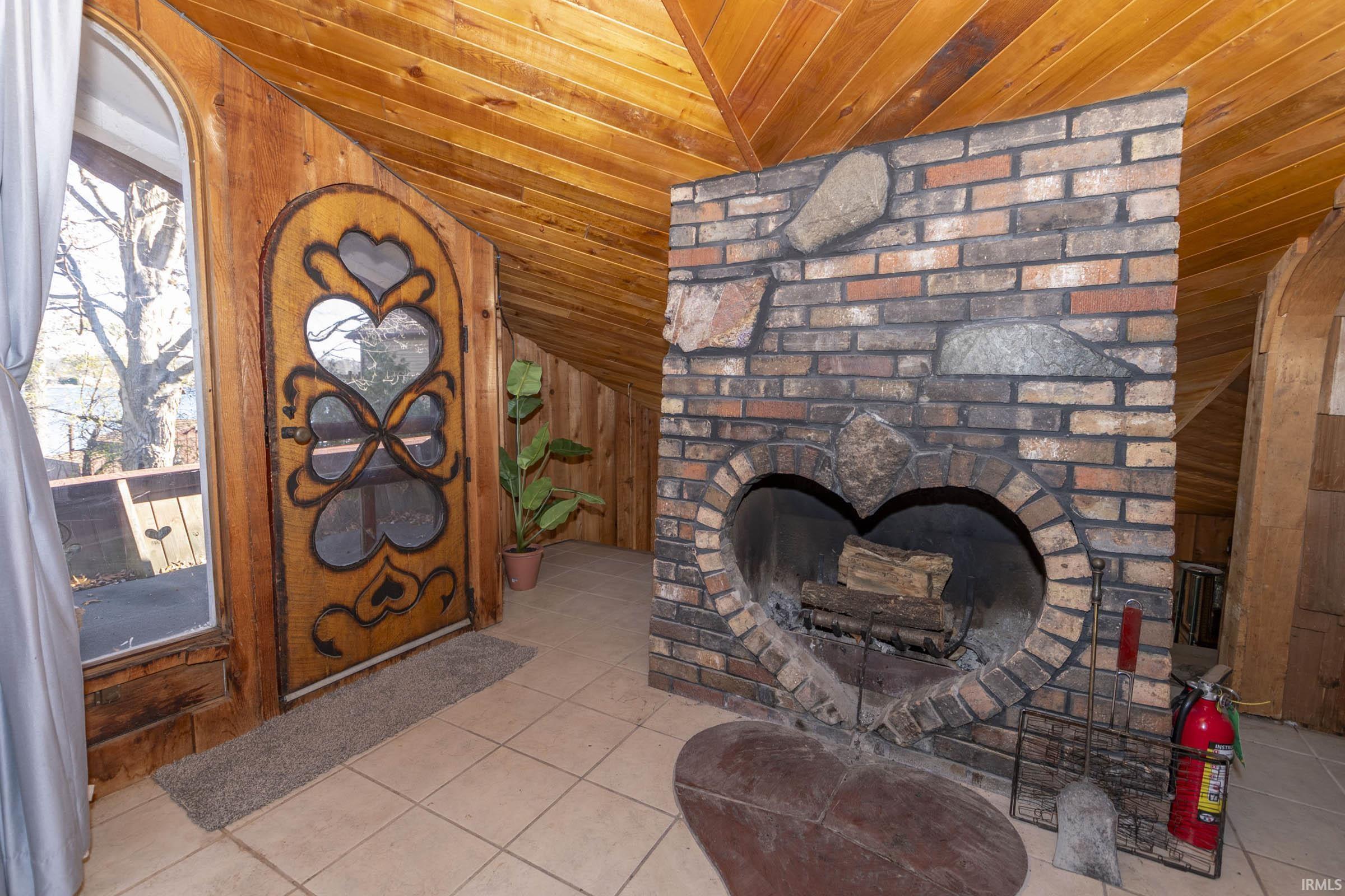 Photo 10 of 23139 Heaton Vista Street