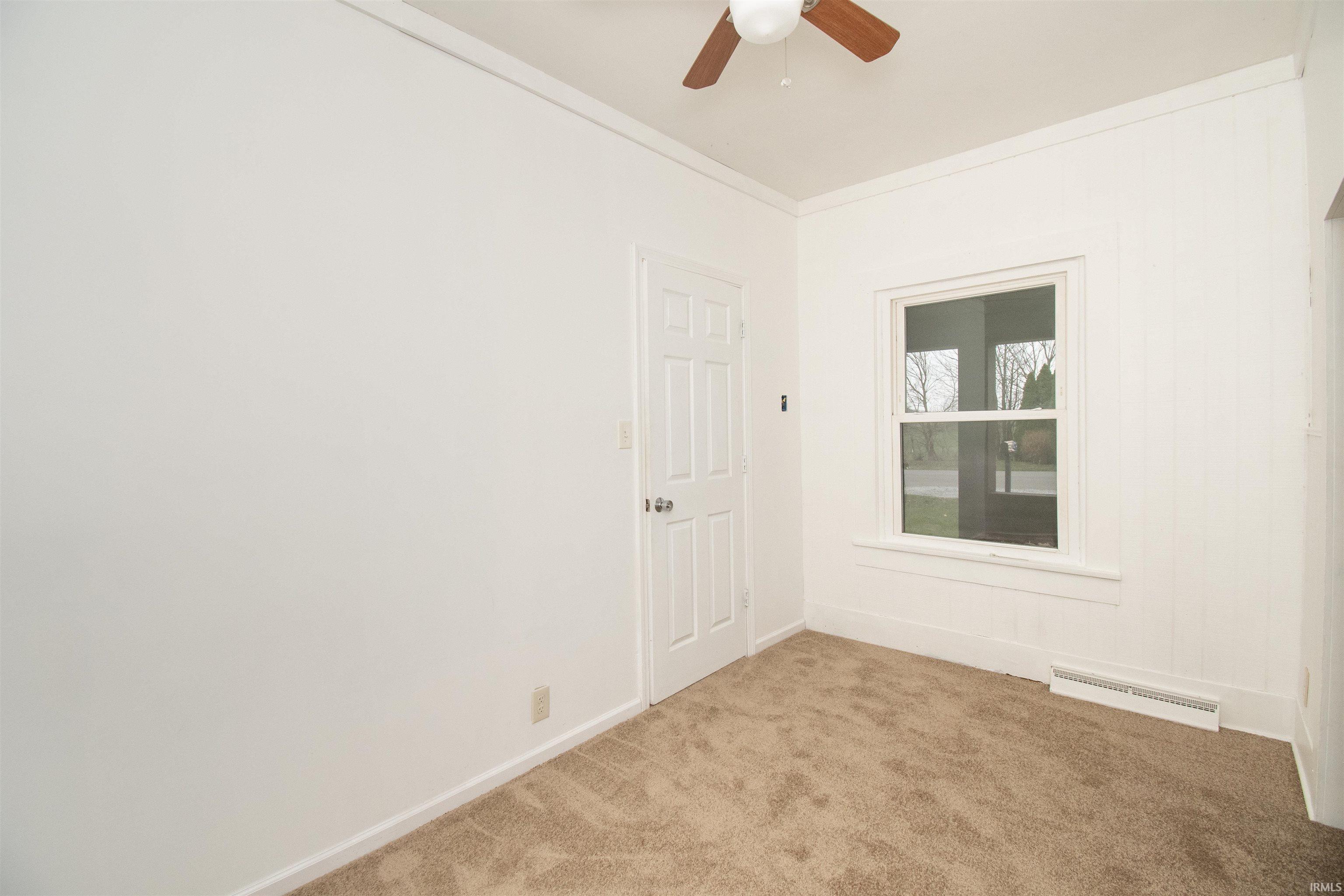 Photo 15 of 405 S Hamsher Street