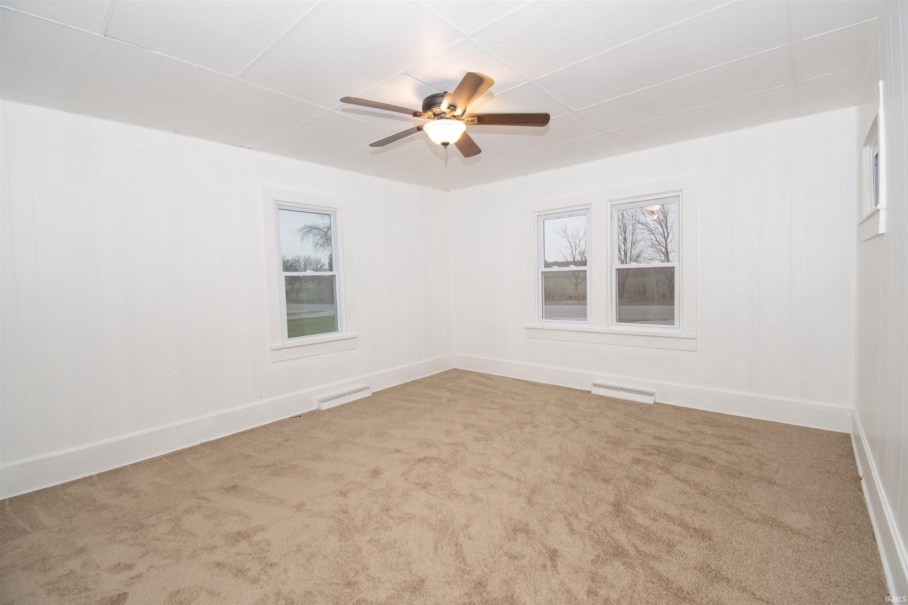 Photo 16 of 405 S Hamsher Street