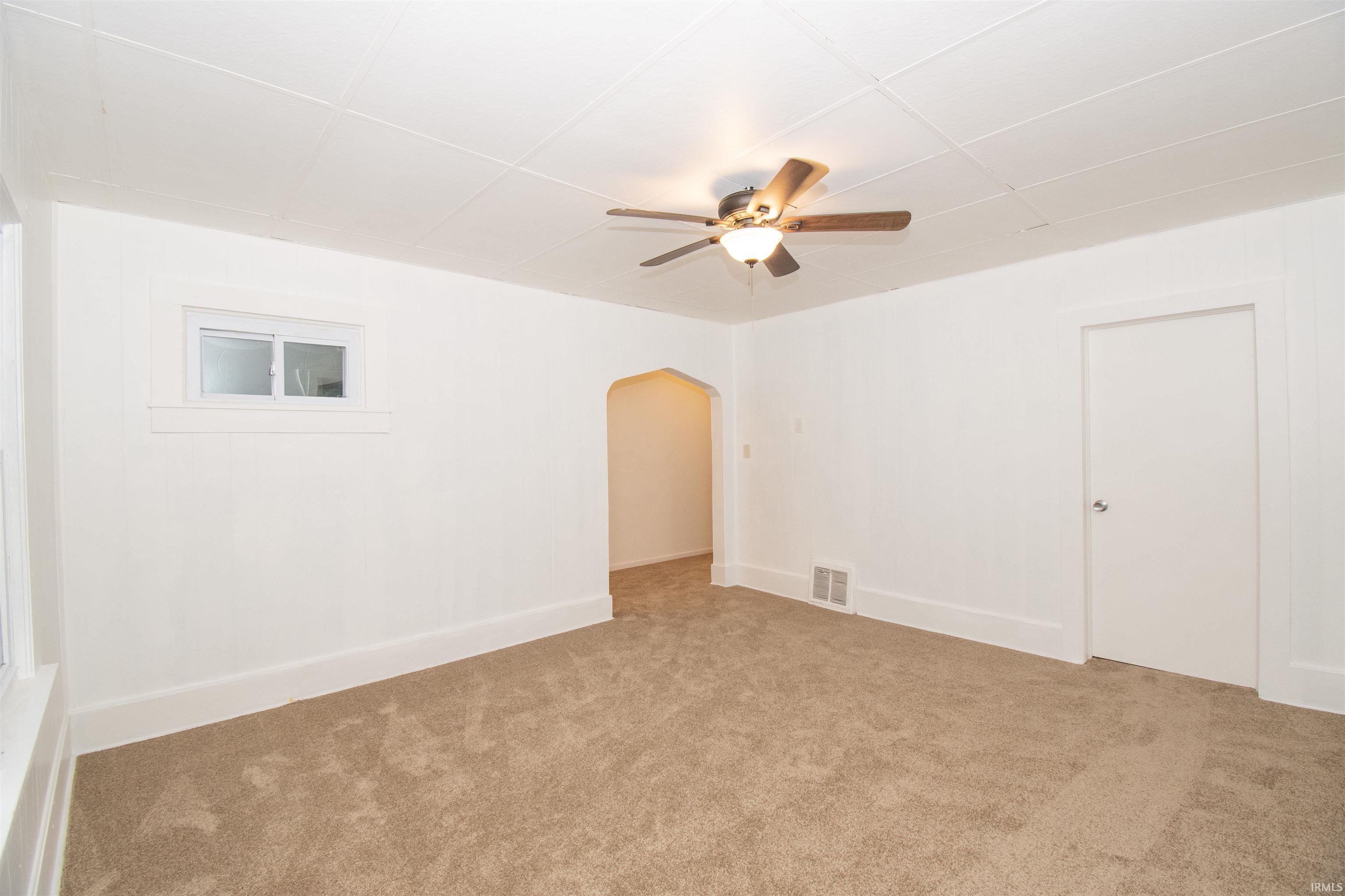 Photo 17 of 405 S Hamsher Street