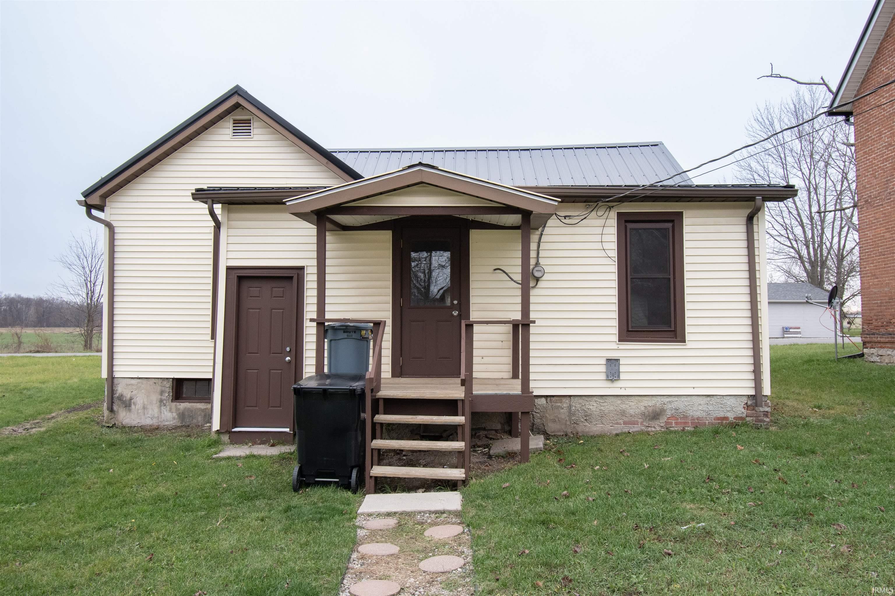 Photo 3 of 405 S Hamsher Street
