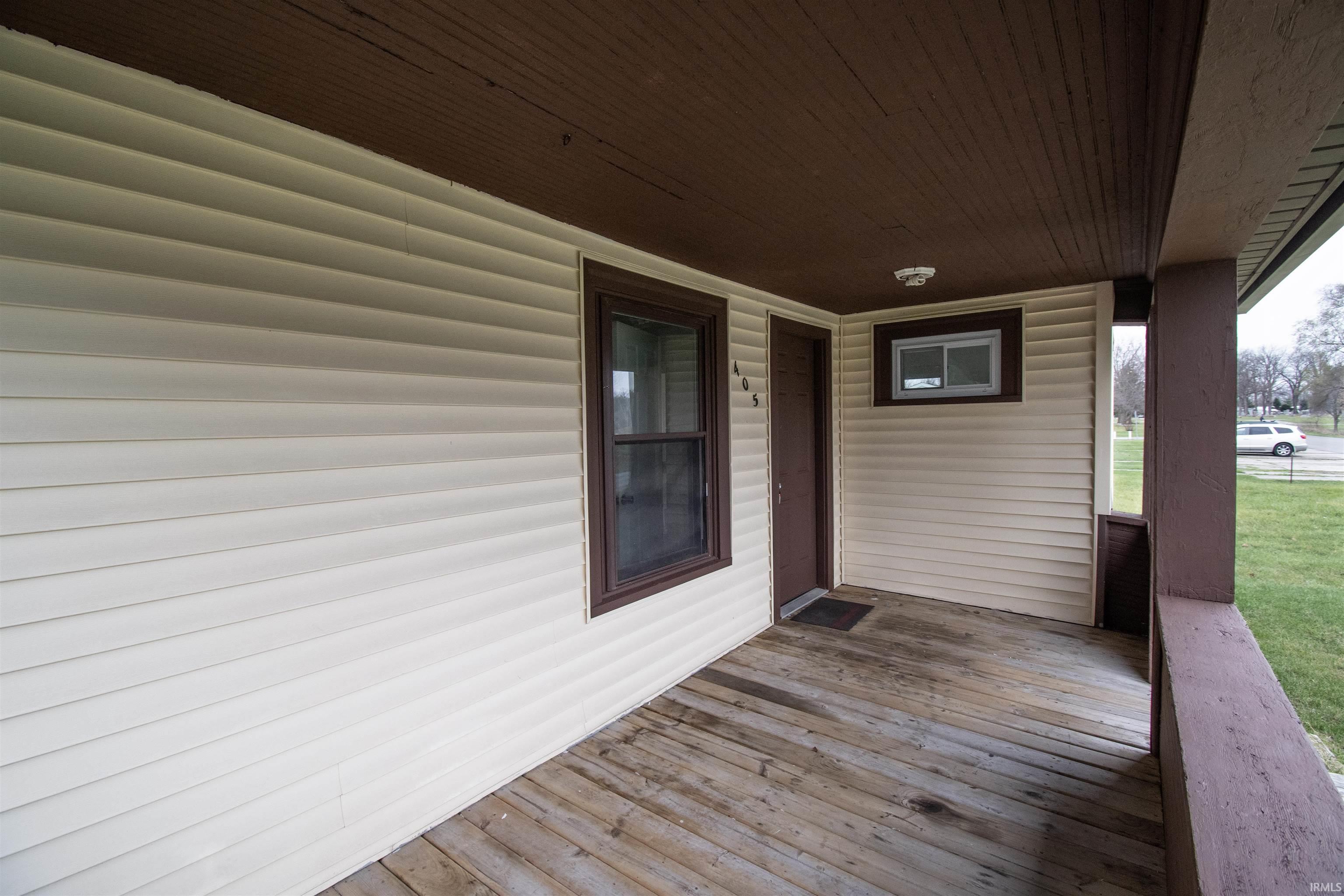 Photo 8 of 405 S Hamsher Street