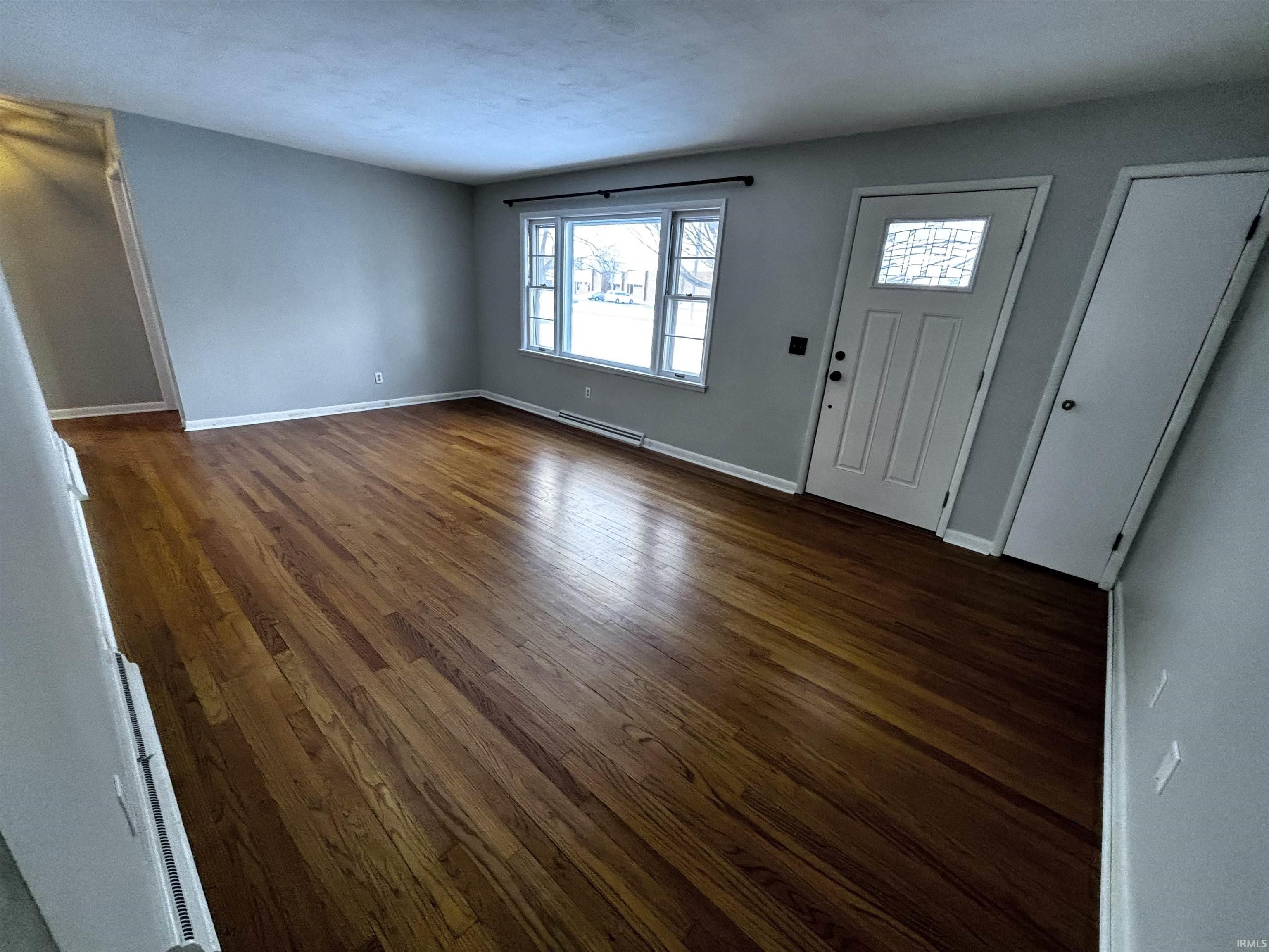 1919 W Gump Road