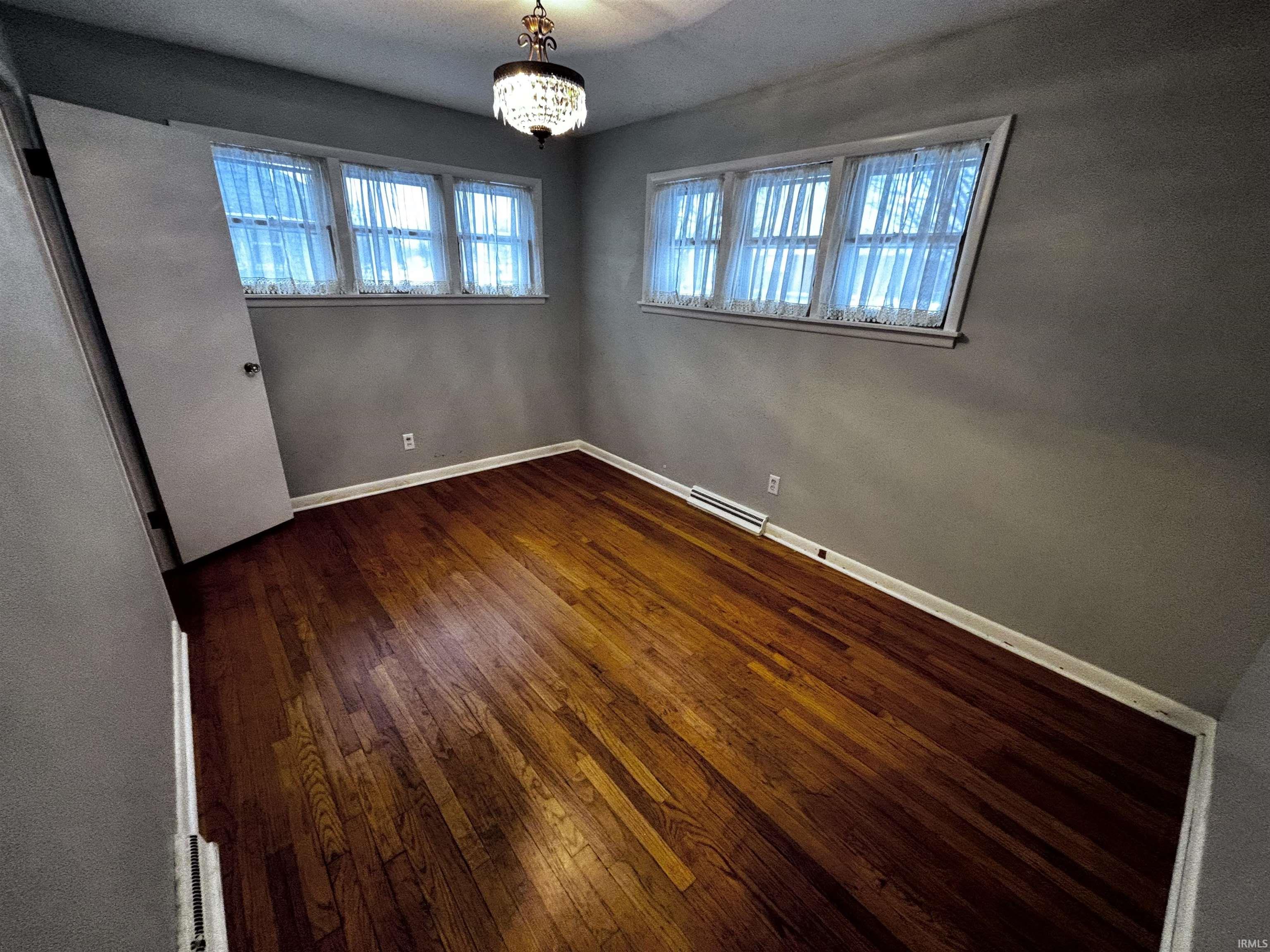 1919 W Gump Road