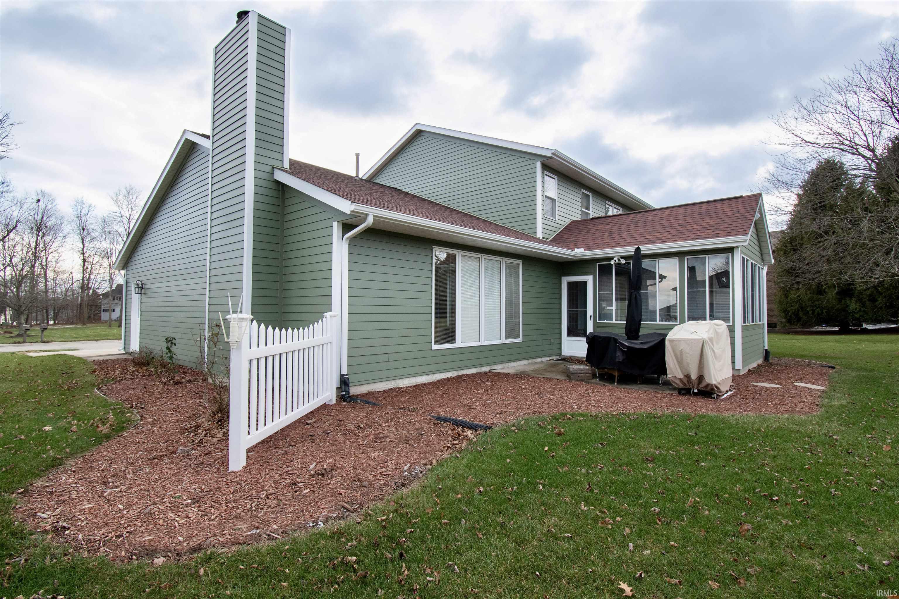 Photo 4 of 1503 Edgewood Drive