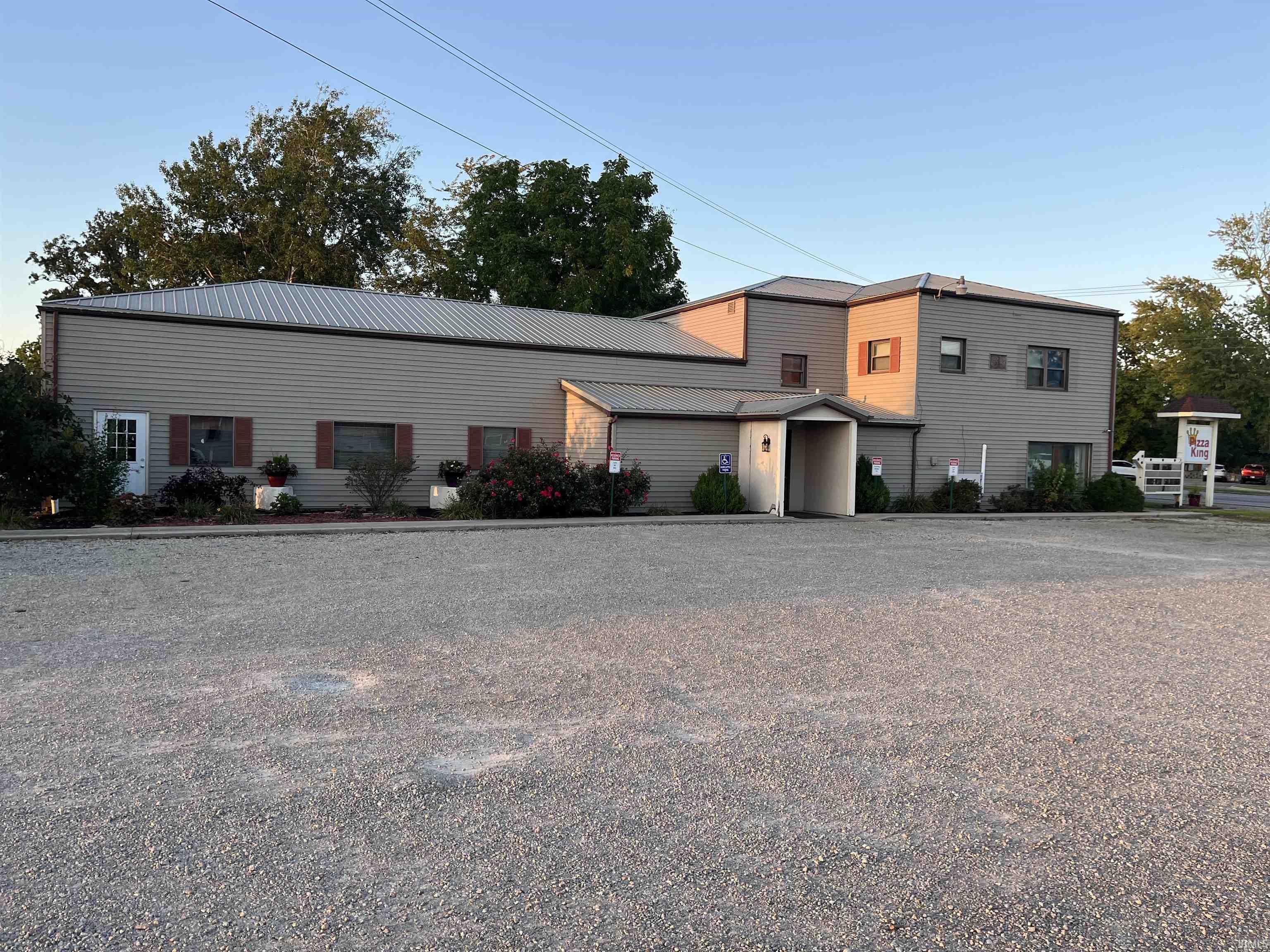 Turn Key Ready Business, Currently Ran as Pizza King of Geneva. Comes with kitchen/restaurant equipment