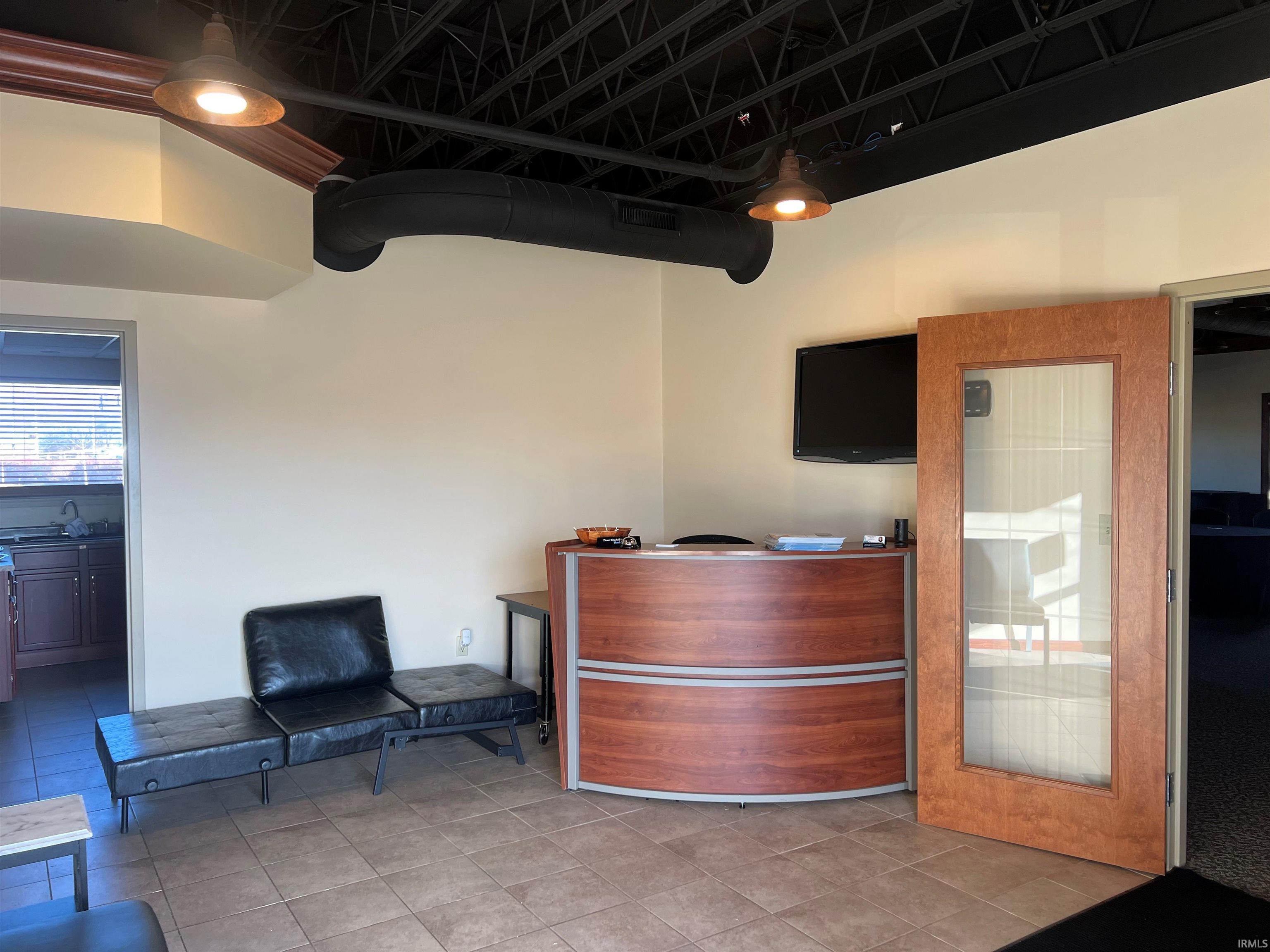 Photo 2 of 2135 Spy Run Avenue