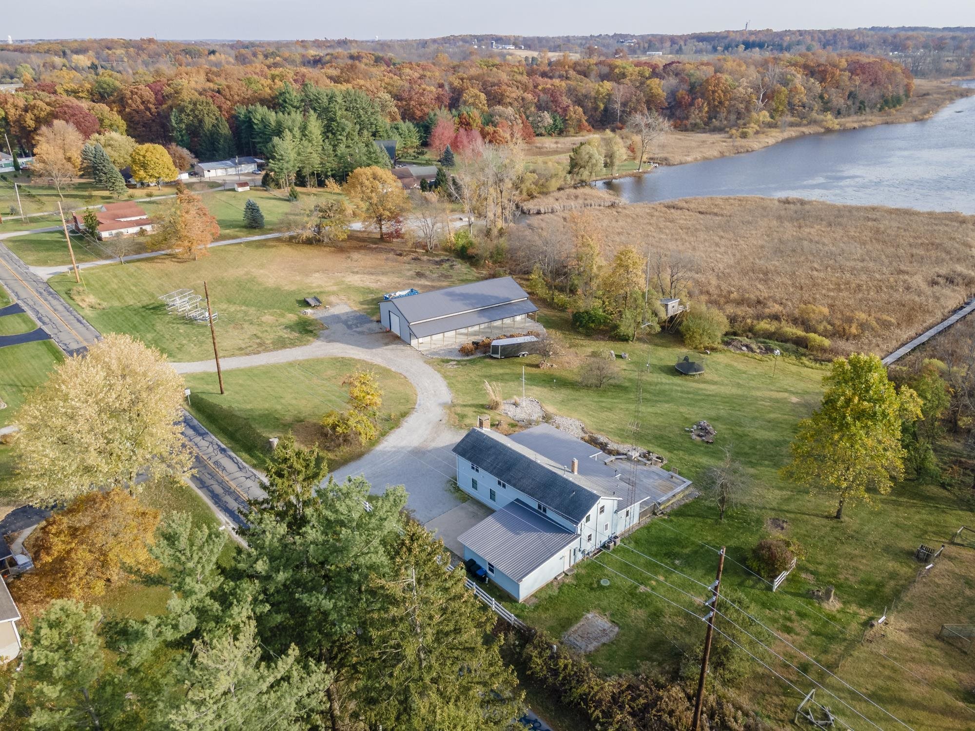 3095 W 100 N Loon Lake