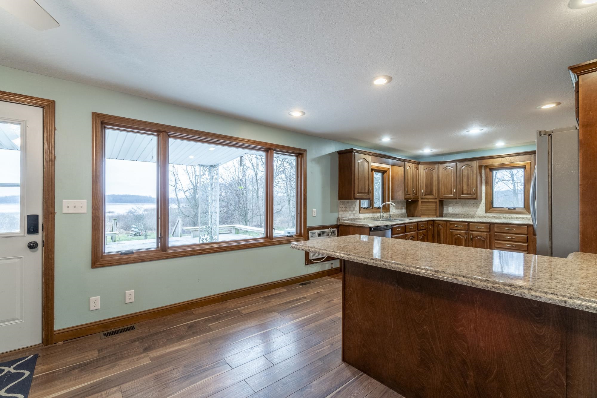 3095 W 100 N Loon Lake