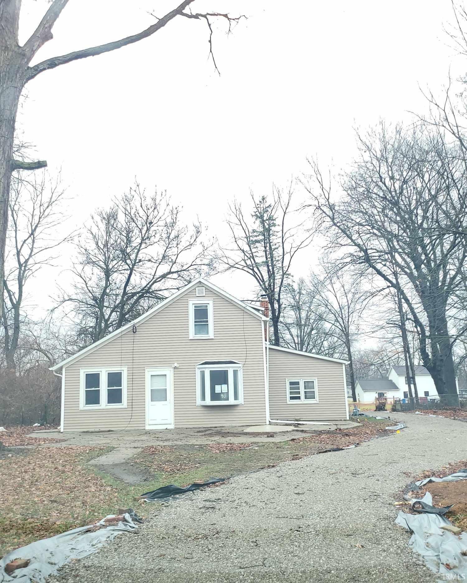 Photo 1 of 1328 E Paulding Road