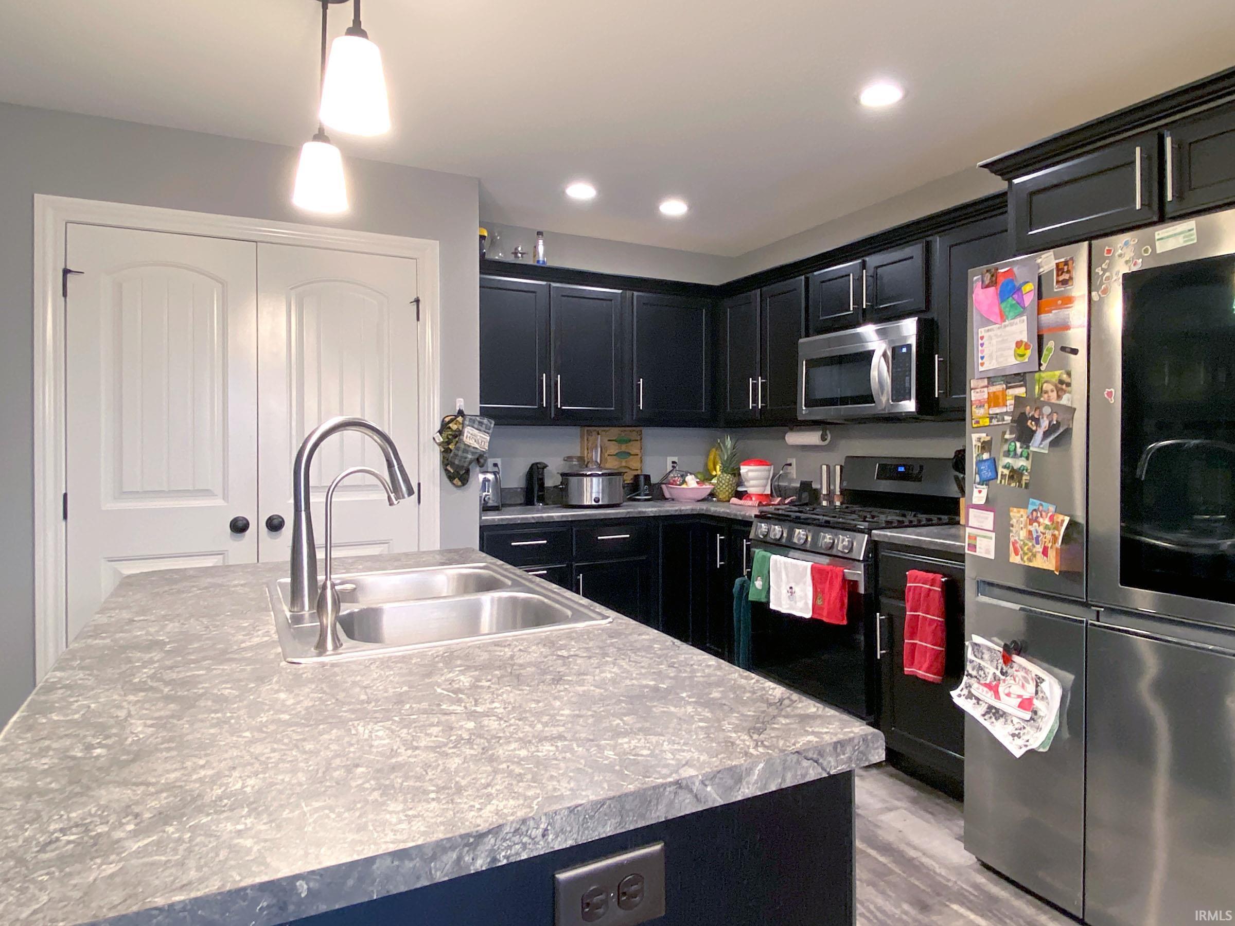 278 W Longfellow Boulevard