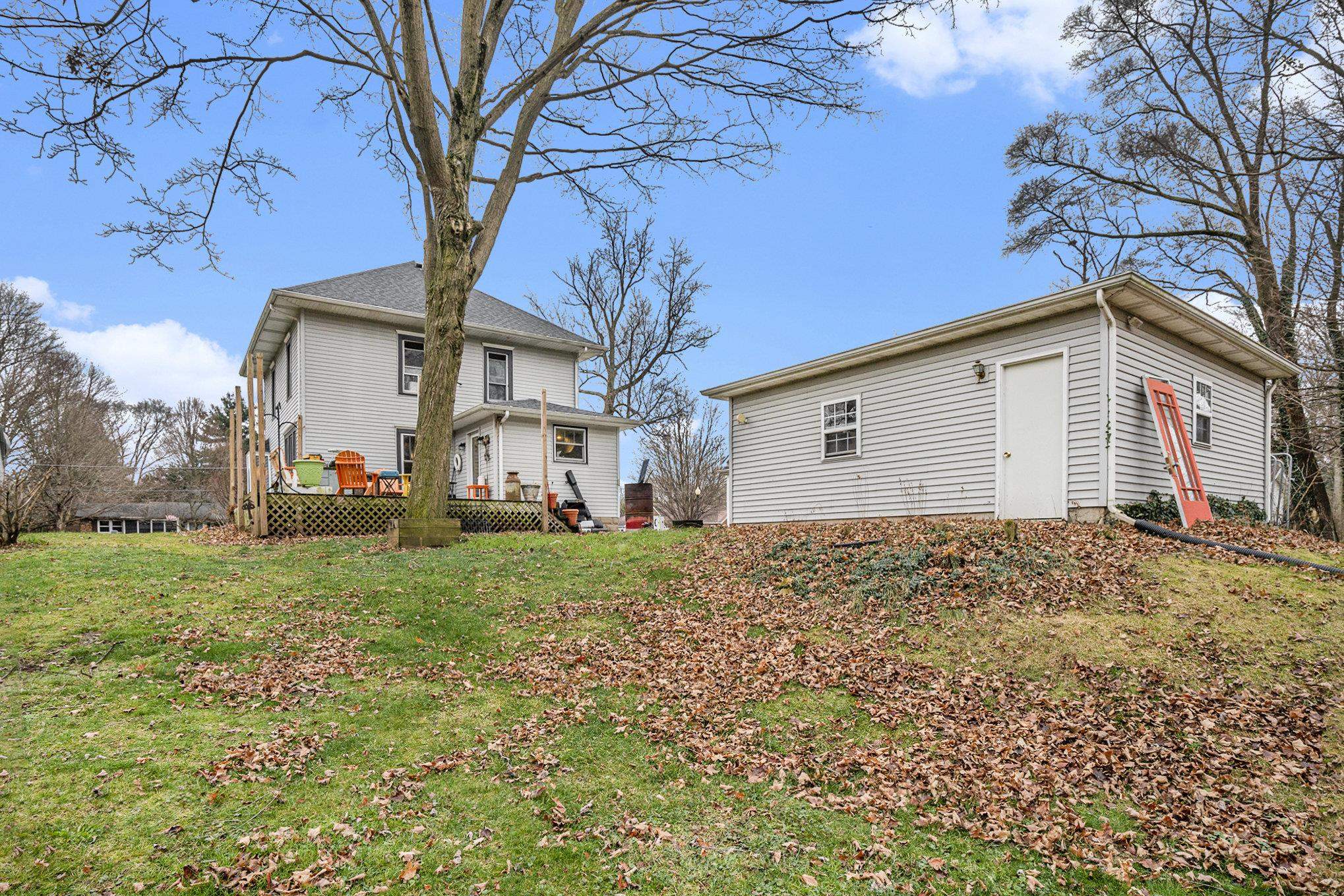 Photo 22 of 604 W Vistula Street