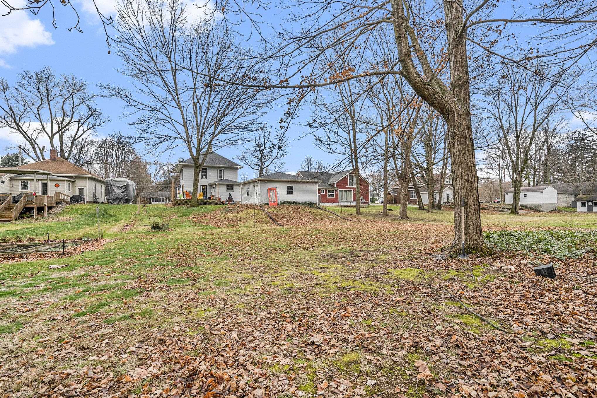 Photo 24 of 604 W Vistula Street