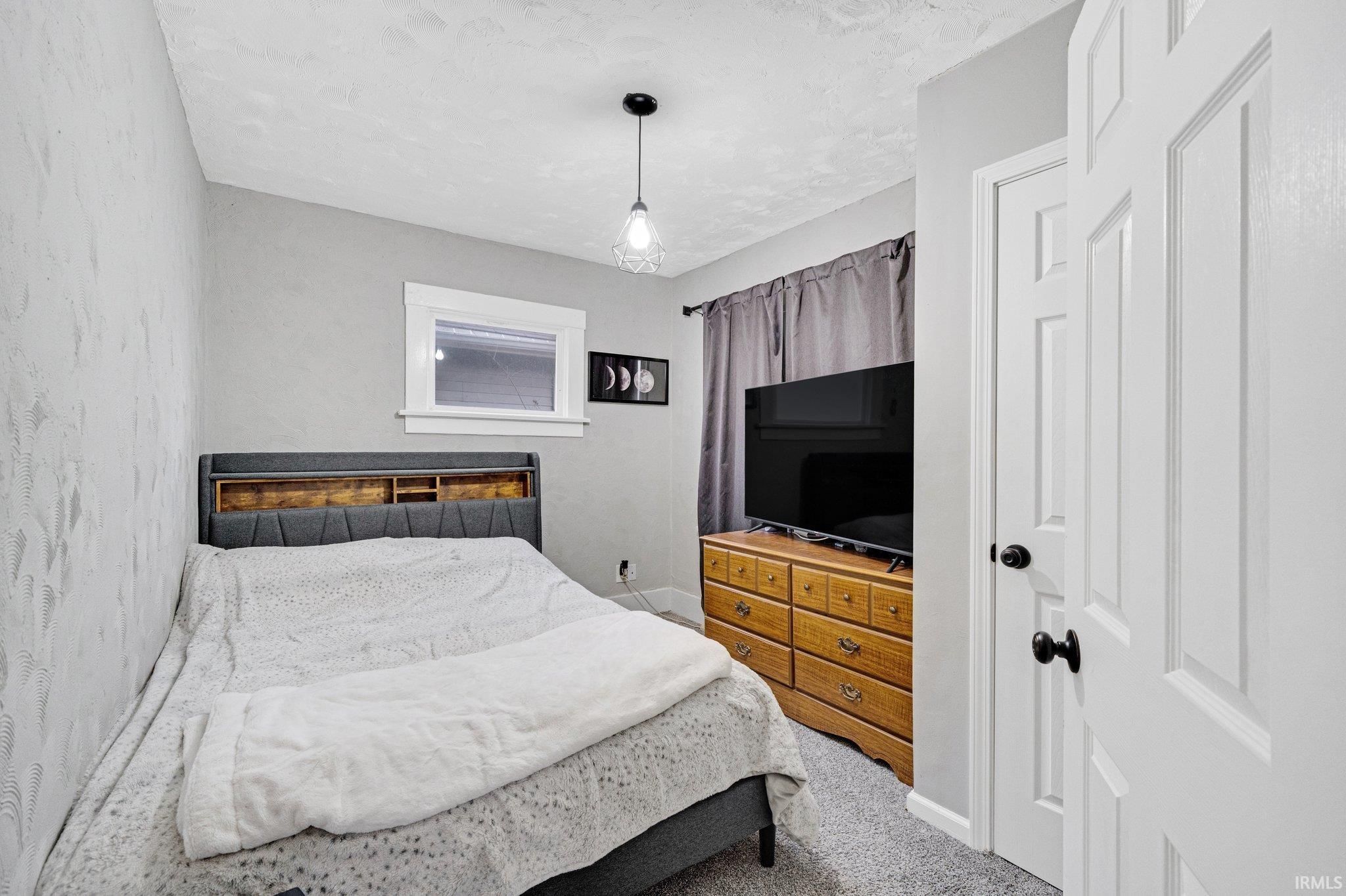 Photo 15 of 2302 Eby Avenue
