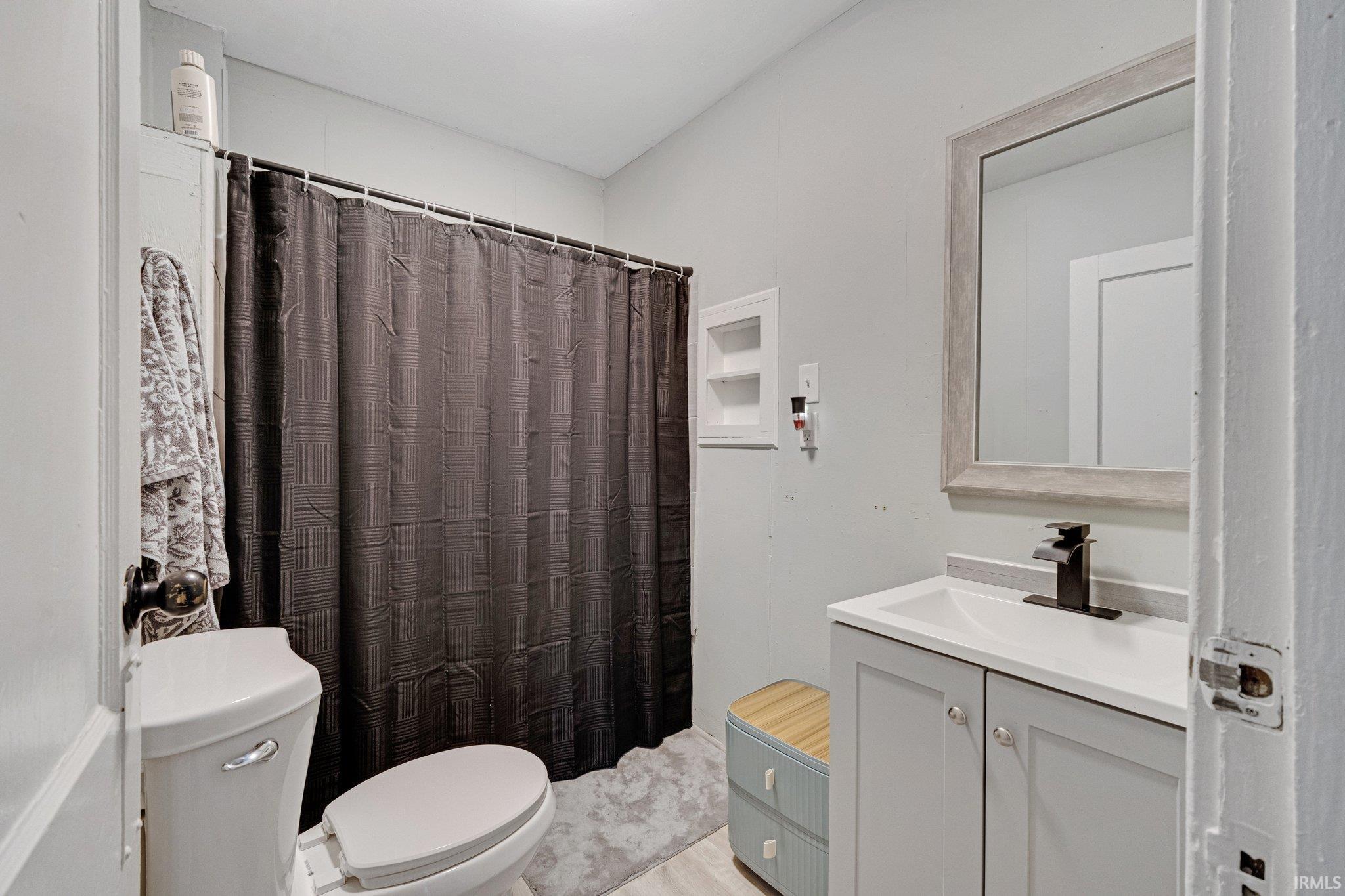 Photo 21 of 2302 Eby Avenue