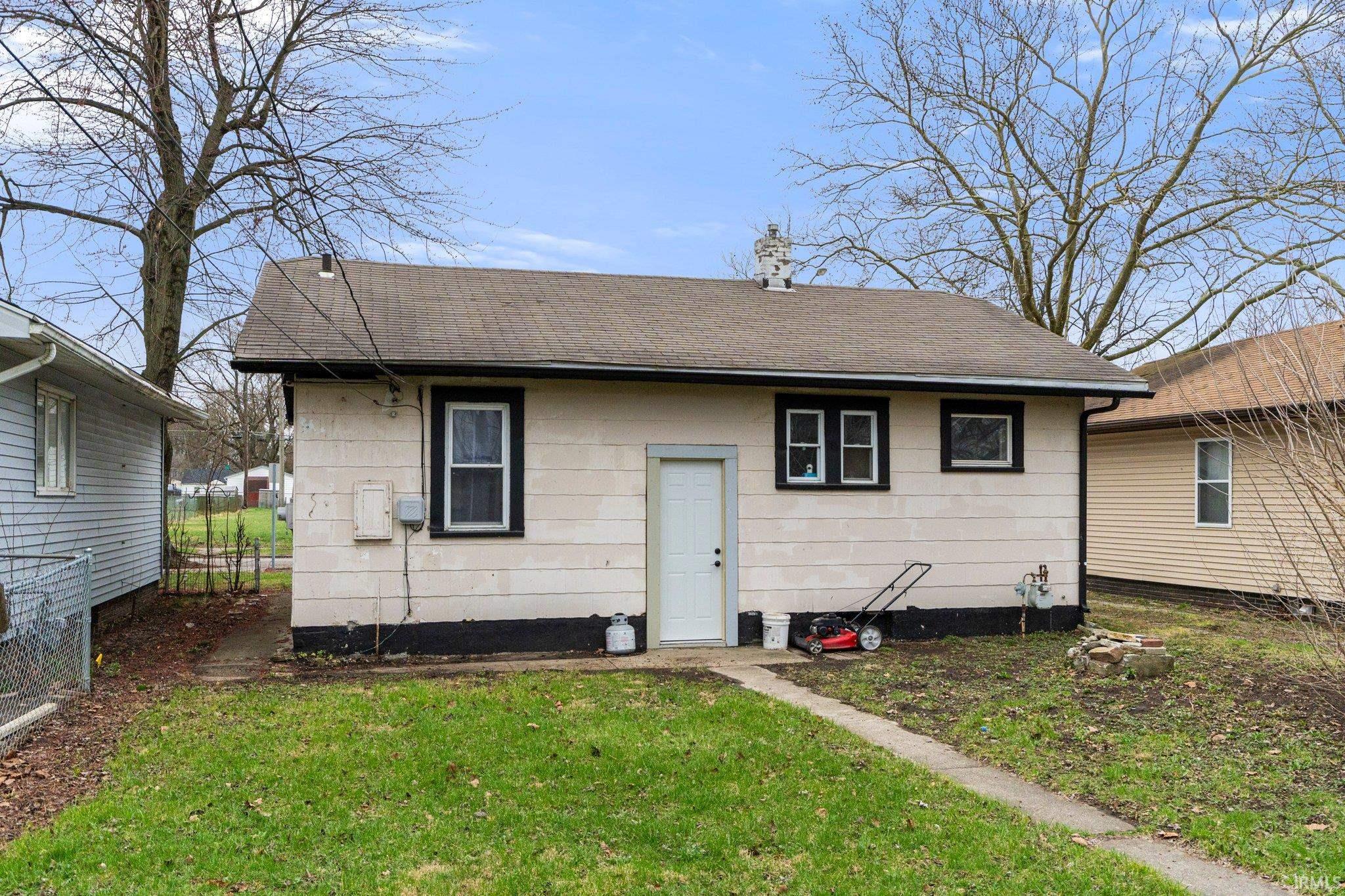 Photo 25 of 2302 Eby Avenue