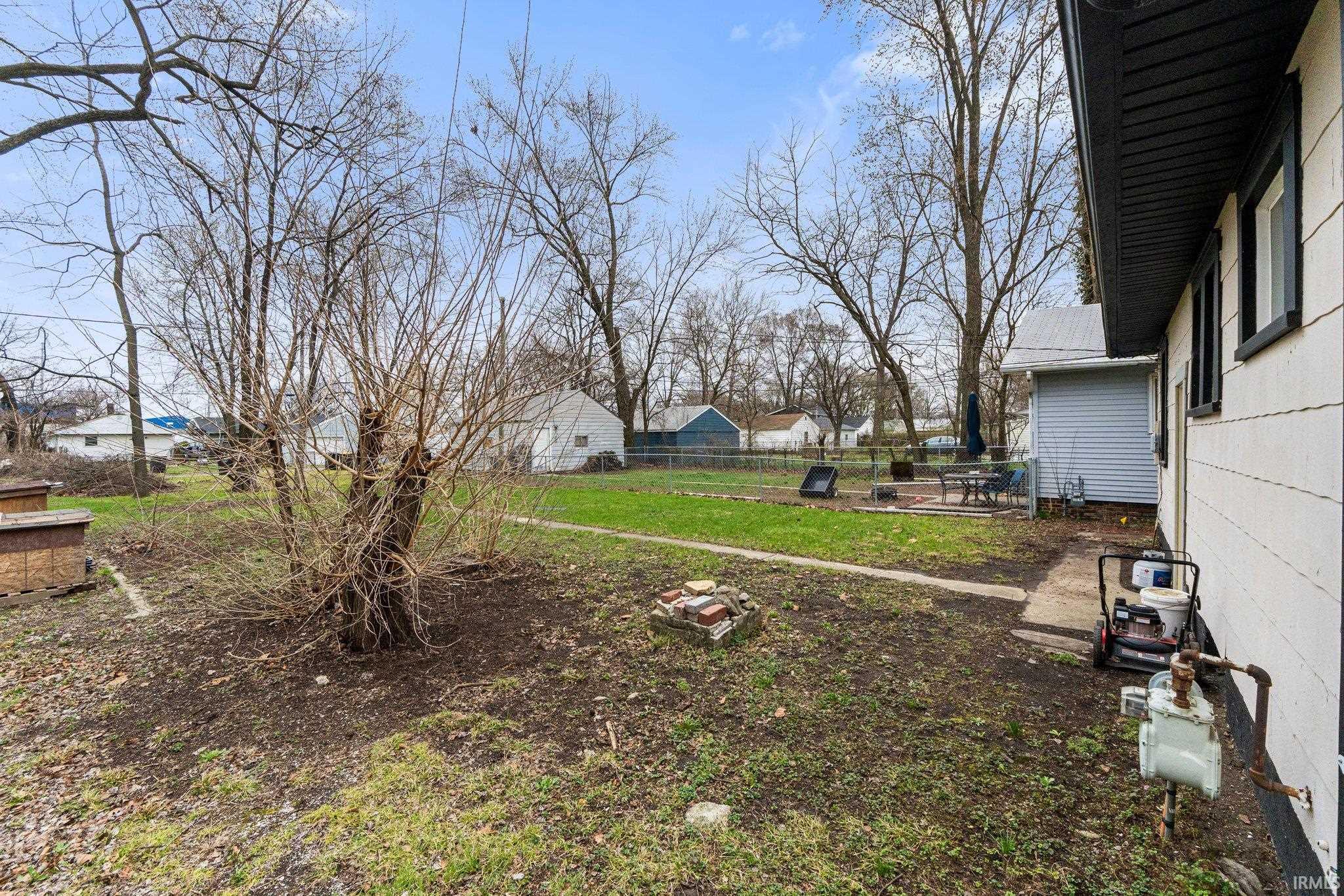 Photo 31 of 2302 Eby Avenue
