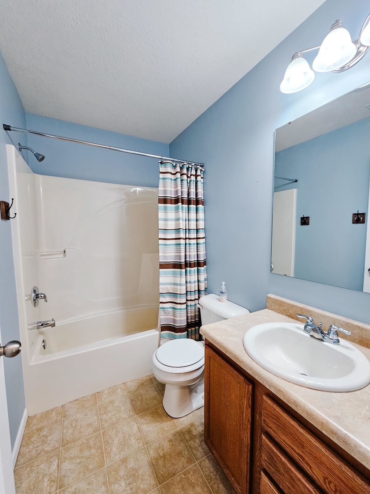 Photo 5 of 808 Heatherwood Lane