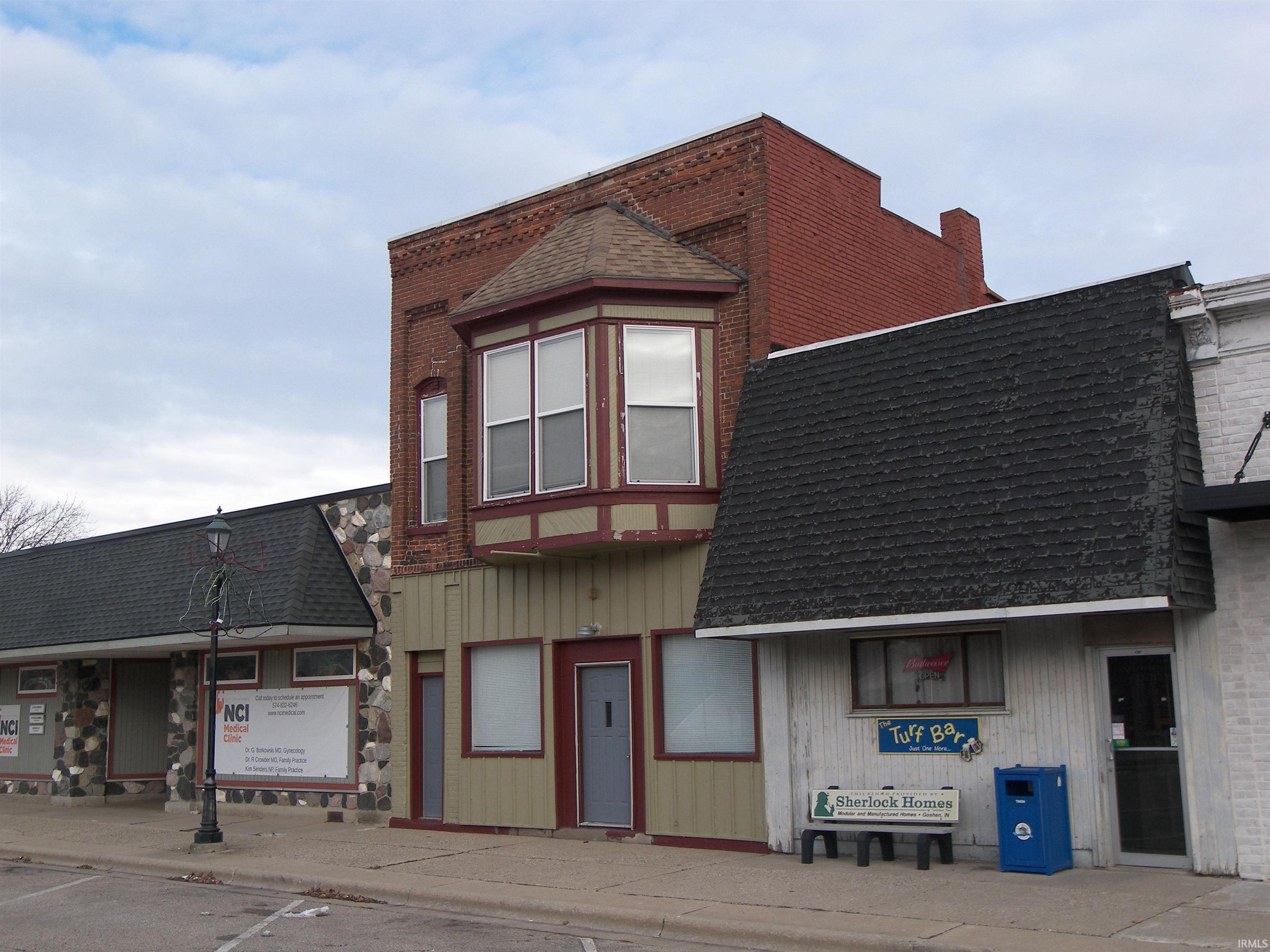 listing main picture