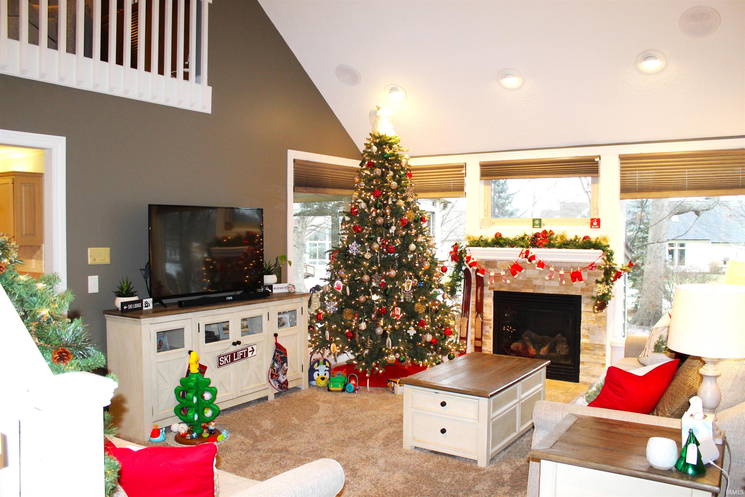 Photo 1 of 9918 Castle Ridge Pl