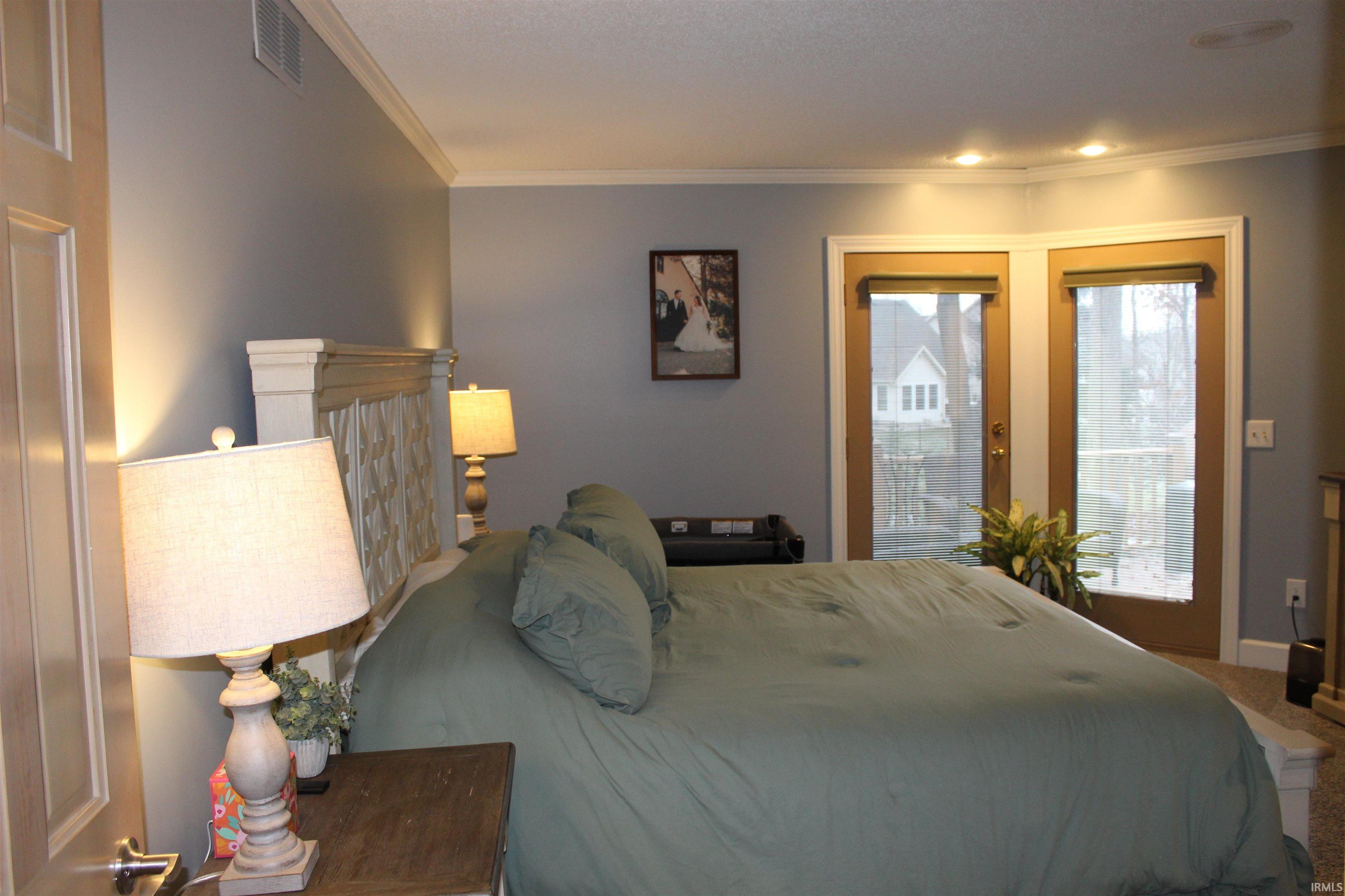 Photo 11 of 9918 Castle Ridge Pl