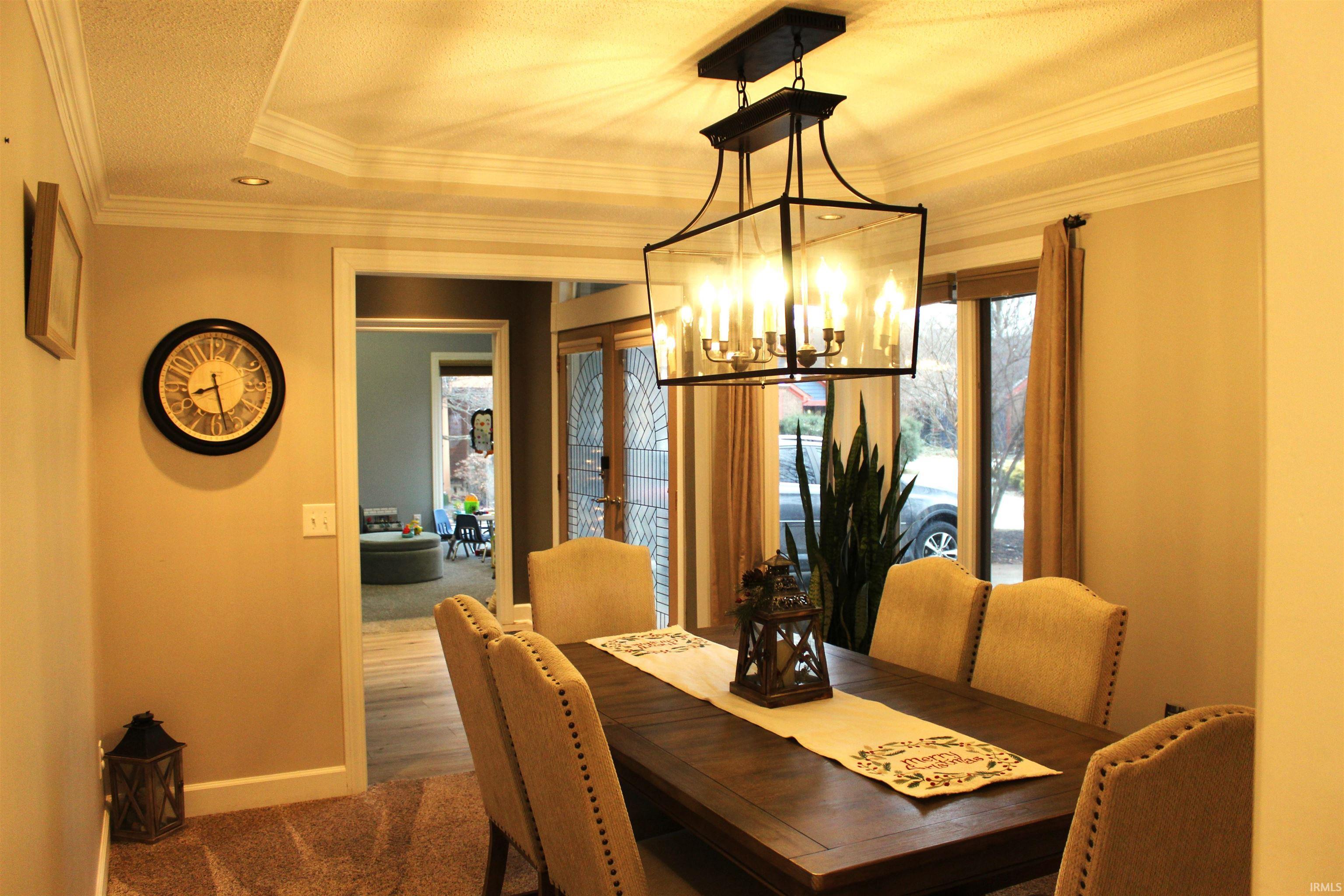 Photo 4 of 9918 Castle Ridge Pl