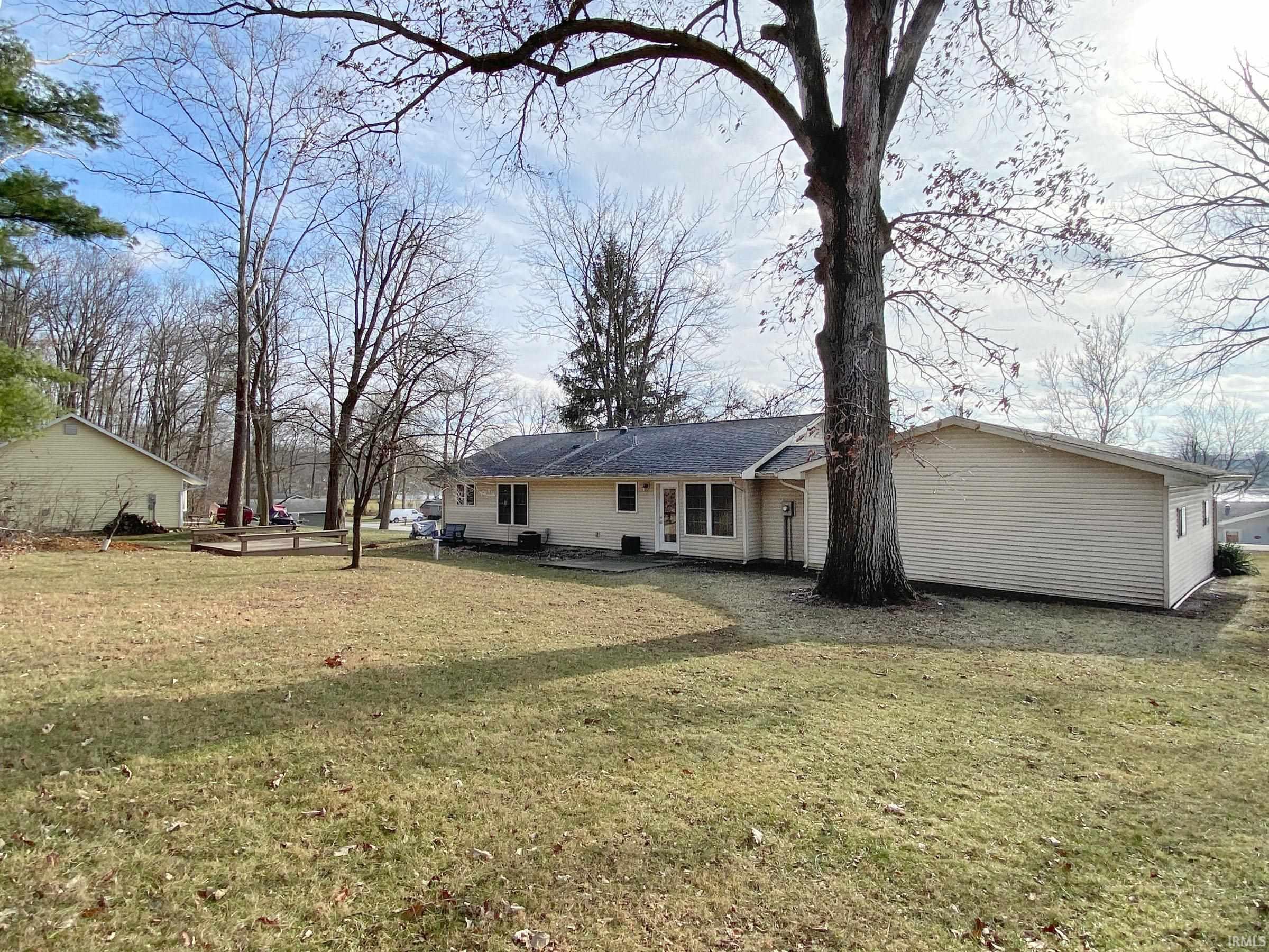 1761 E Poplar Road