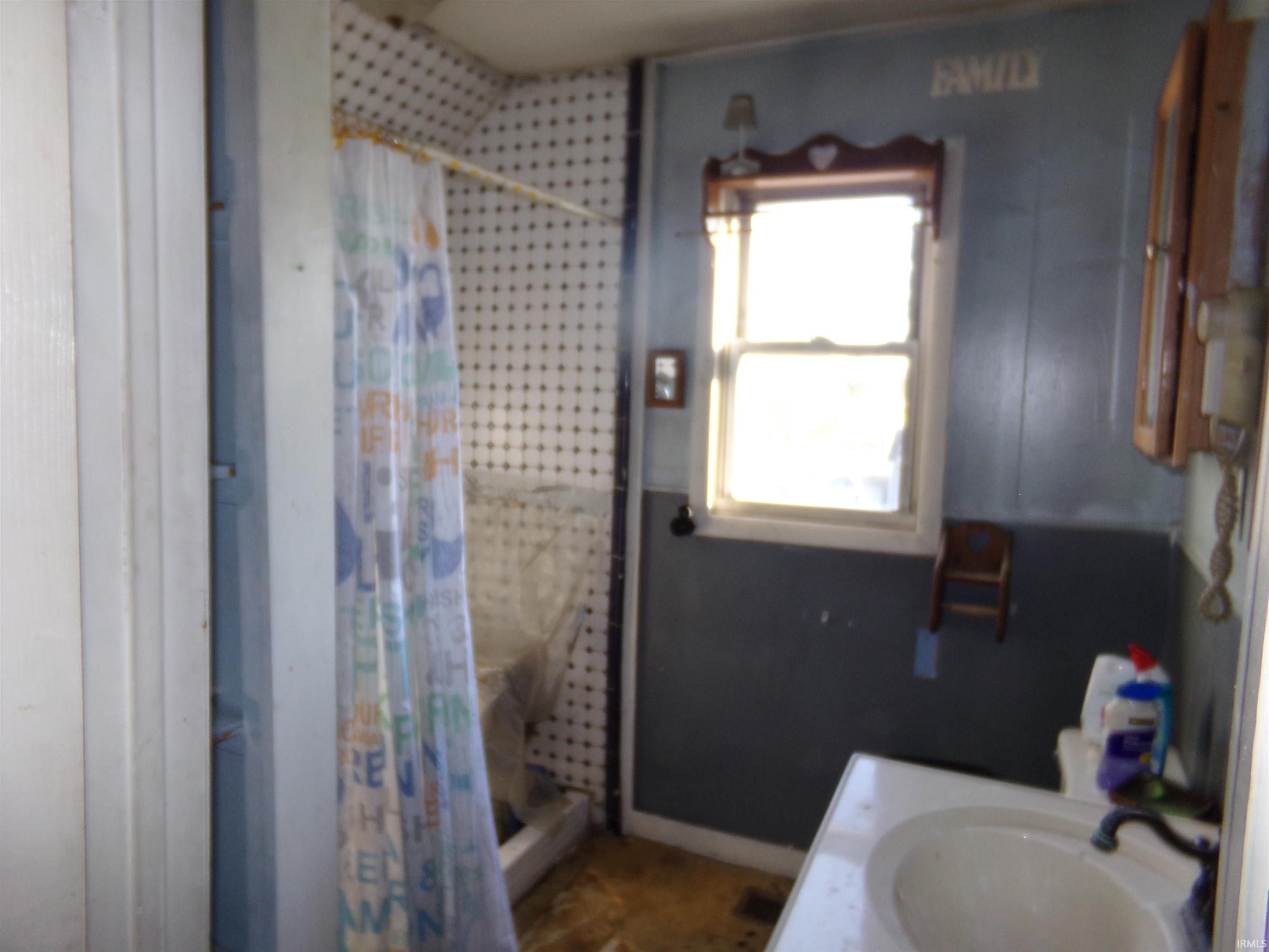 Photo 21 of 6430 E 784 N
