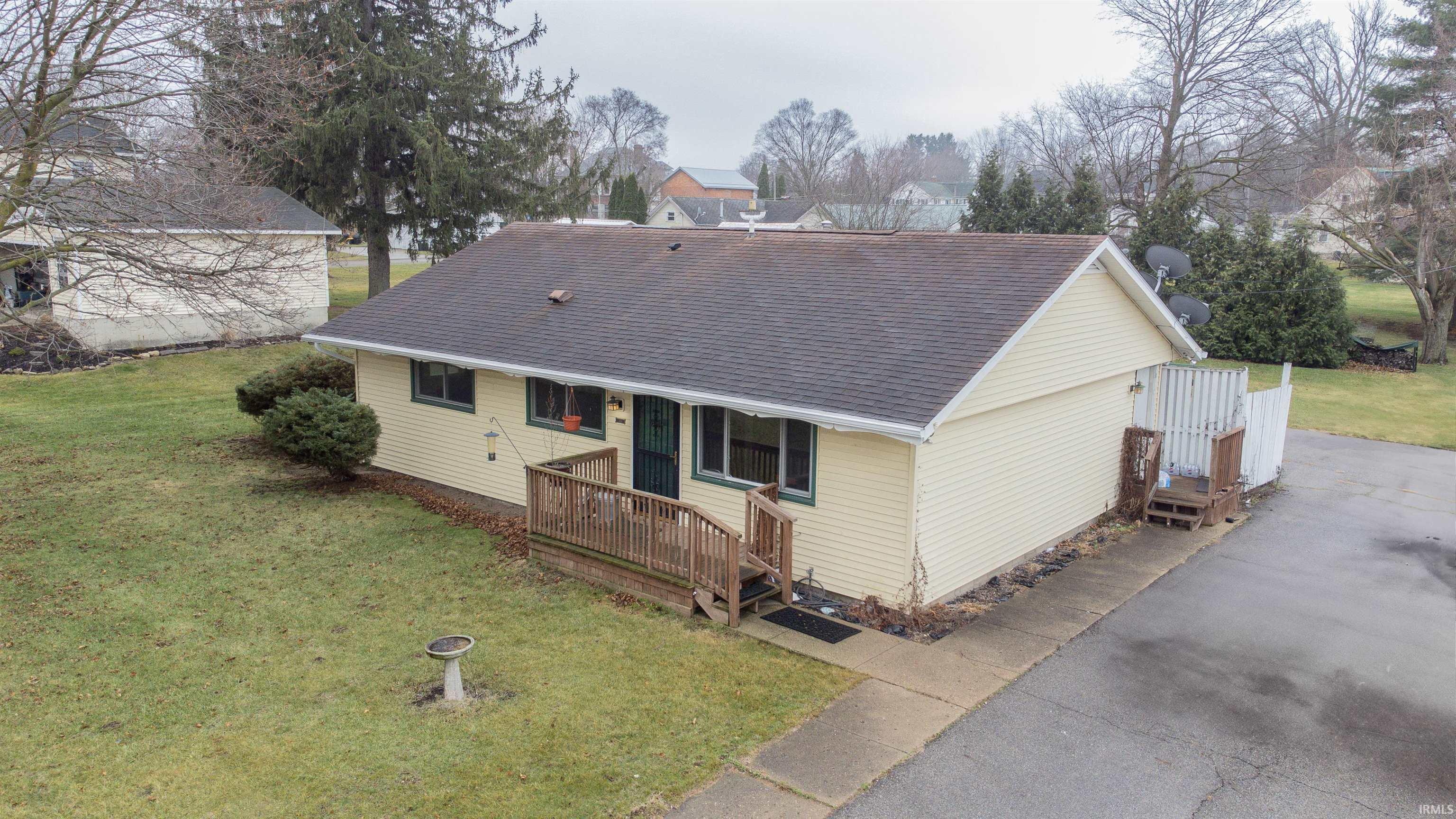 Photo 4 of 704 South St