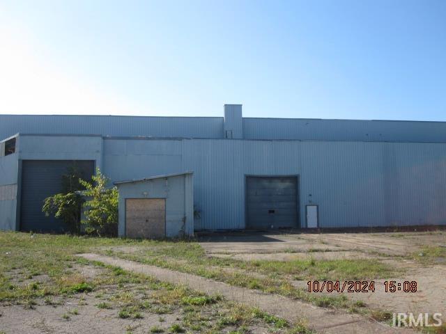 Photo 6 of 929 N Michigan Street