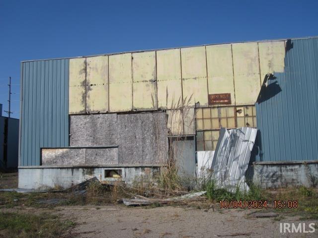 Photo 7 of 929 N Michigan Street